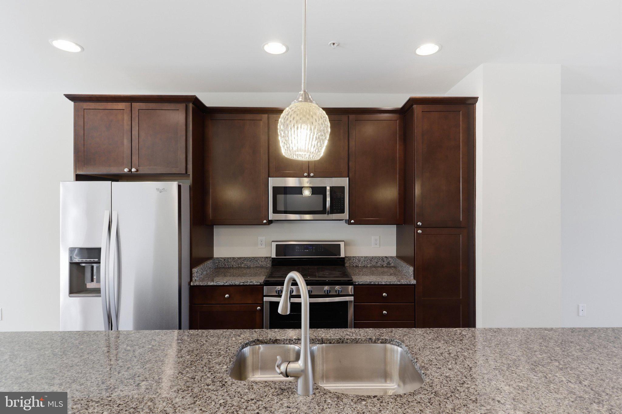 JEFFERSON PLACE - Residential