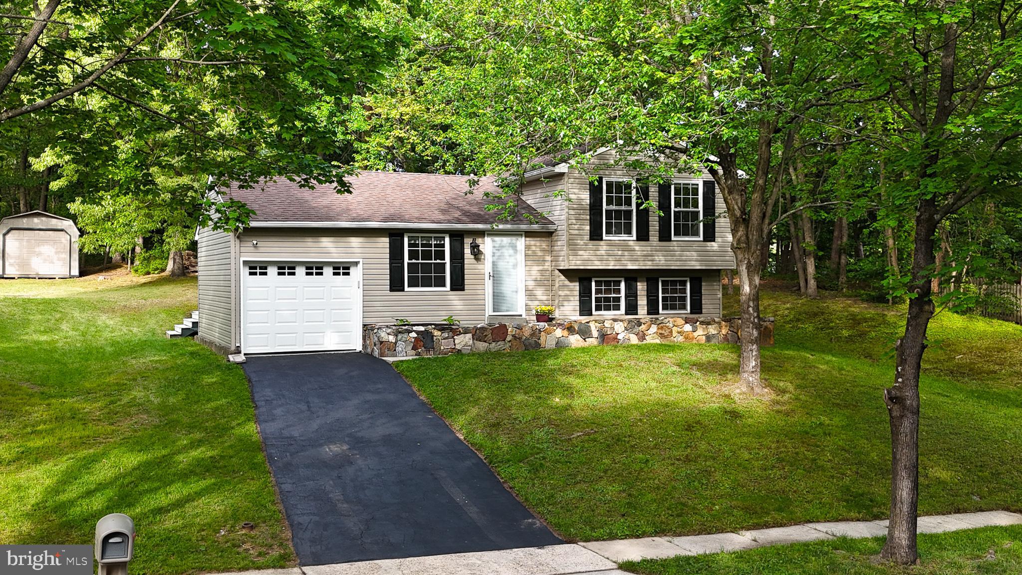 WETHERSFIELD - Residential