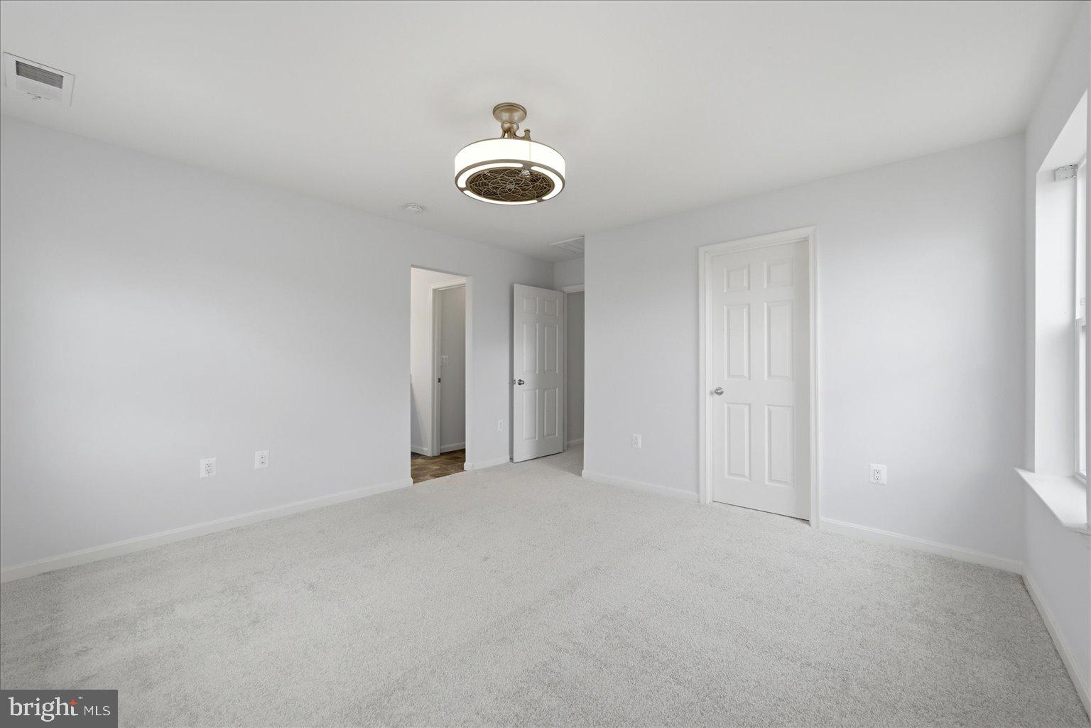 SOUTHERN HILLS - Residential
