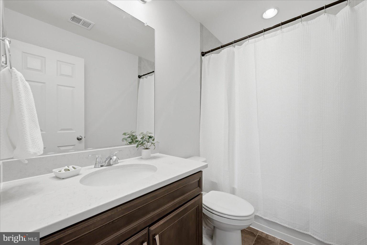 SOUTHERN HILLS - Residential