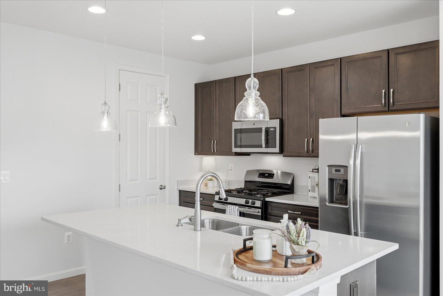 SOUTHERN HILLS - Residential