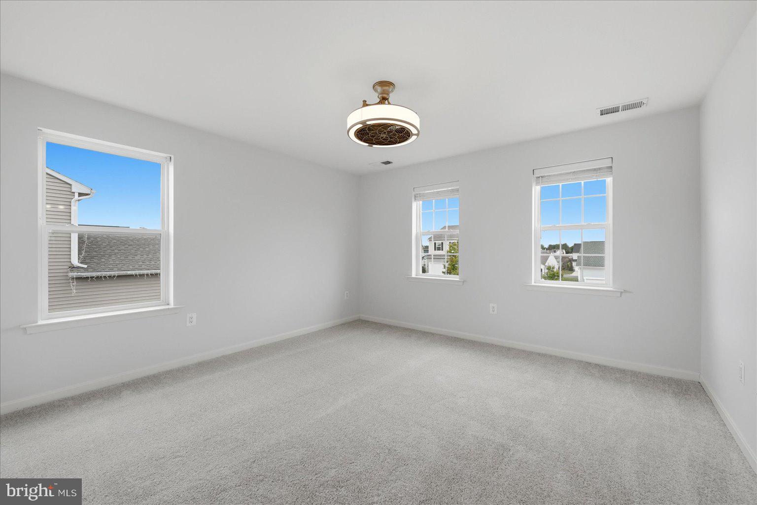 SOUTHERN HILLS - Residential
