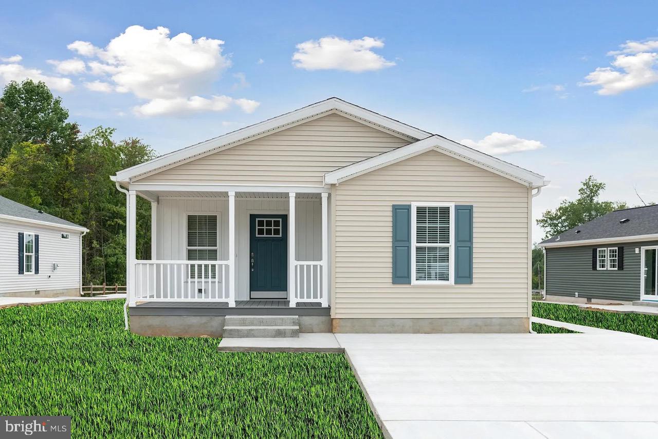 Receive 3 Months Free Site Rent When You Purchase a Brand New Home by March 31st, 2025. Only Valid on NEW UMH Sales and Finance, Inc. Homes. Purchases Must be Approved for Residency. Effective 3/1/2025. Not Valid with any Other Offer. Don't miss out on this charming 3 Bedrooms 2 Bathrooms 1,620 Sq. Ft. manufactured home, open layout, eat-in kitchen allows you to have all your family in one space, living room, dining room, primary suite, walk-in closets, double bowl vanity sinks, central a/c, smart thermostat,
driveway, storage shed and covered porch. Lawn care, snow removal, trash removal and
access to all community amenities are included and a walking path coming soon! This is an
amazing 55+ community, schedule your tour today! Contact Megan for more details.