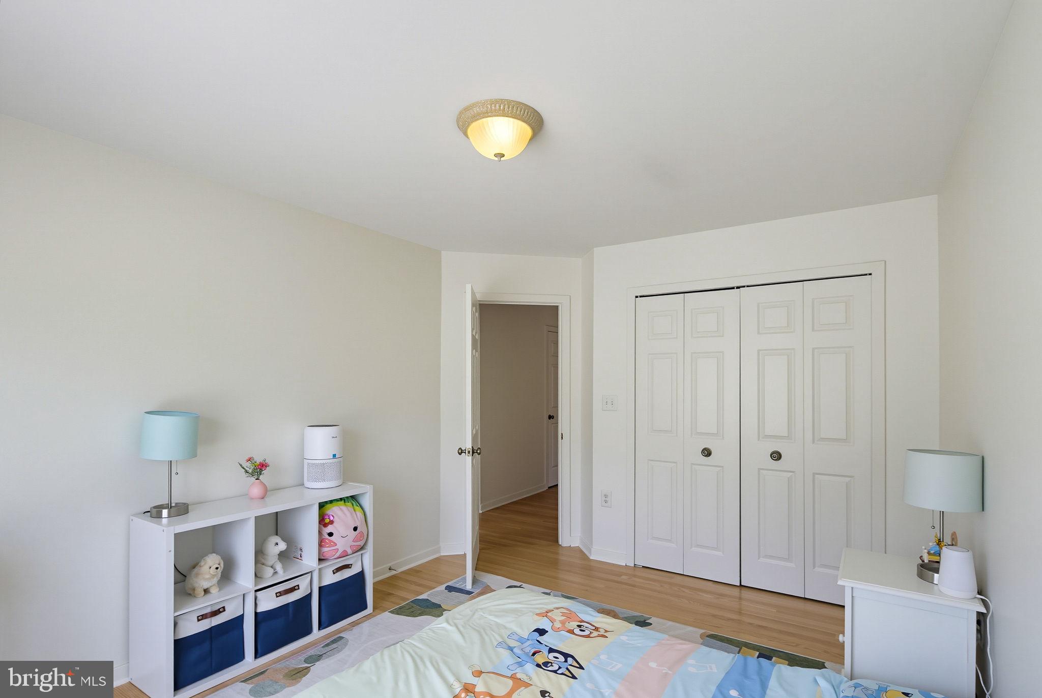 THE MEADOW AT NEW MARKET - Residential