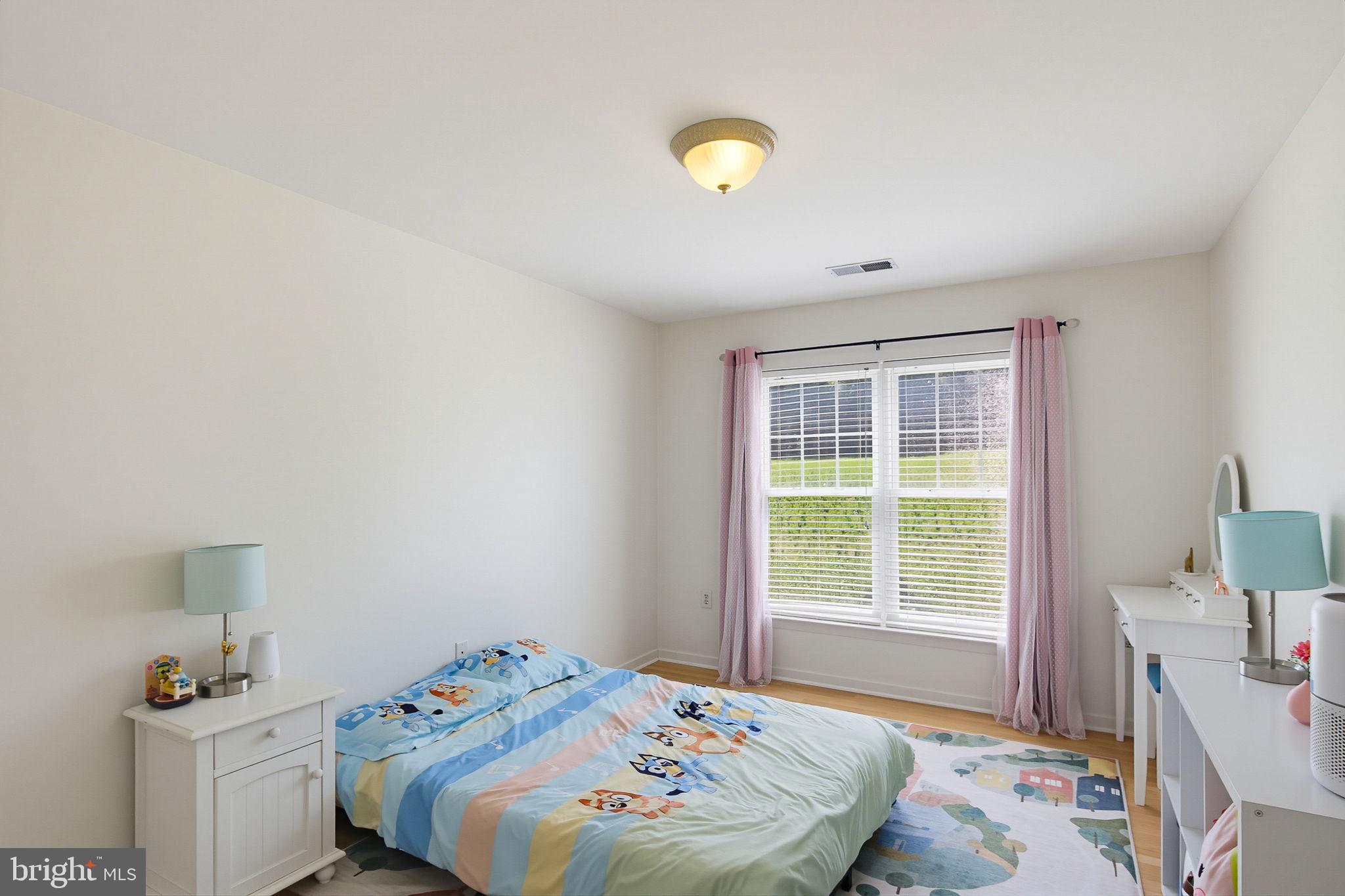 THE MEADOW AT NEW MARKET - Residential