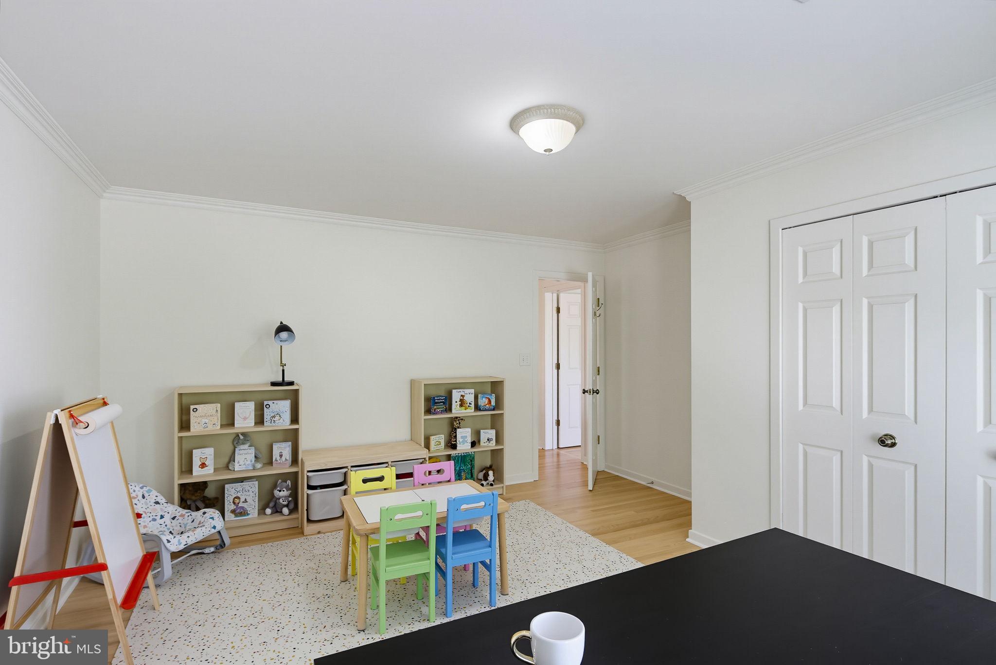 THE MEADOW AT NEW MARKET - Residential