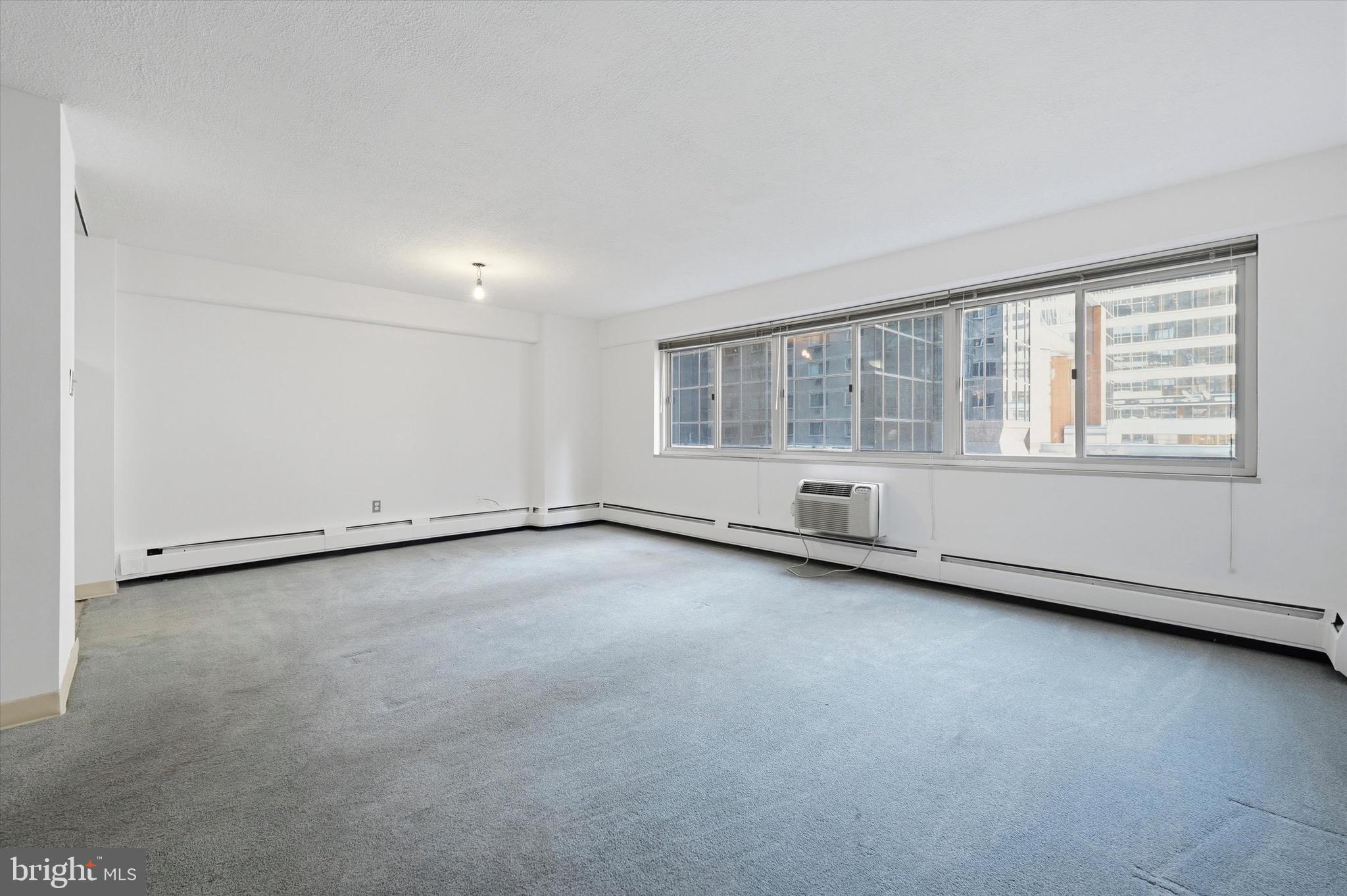 CENTER CITY - Residential