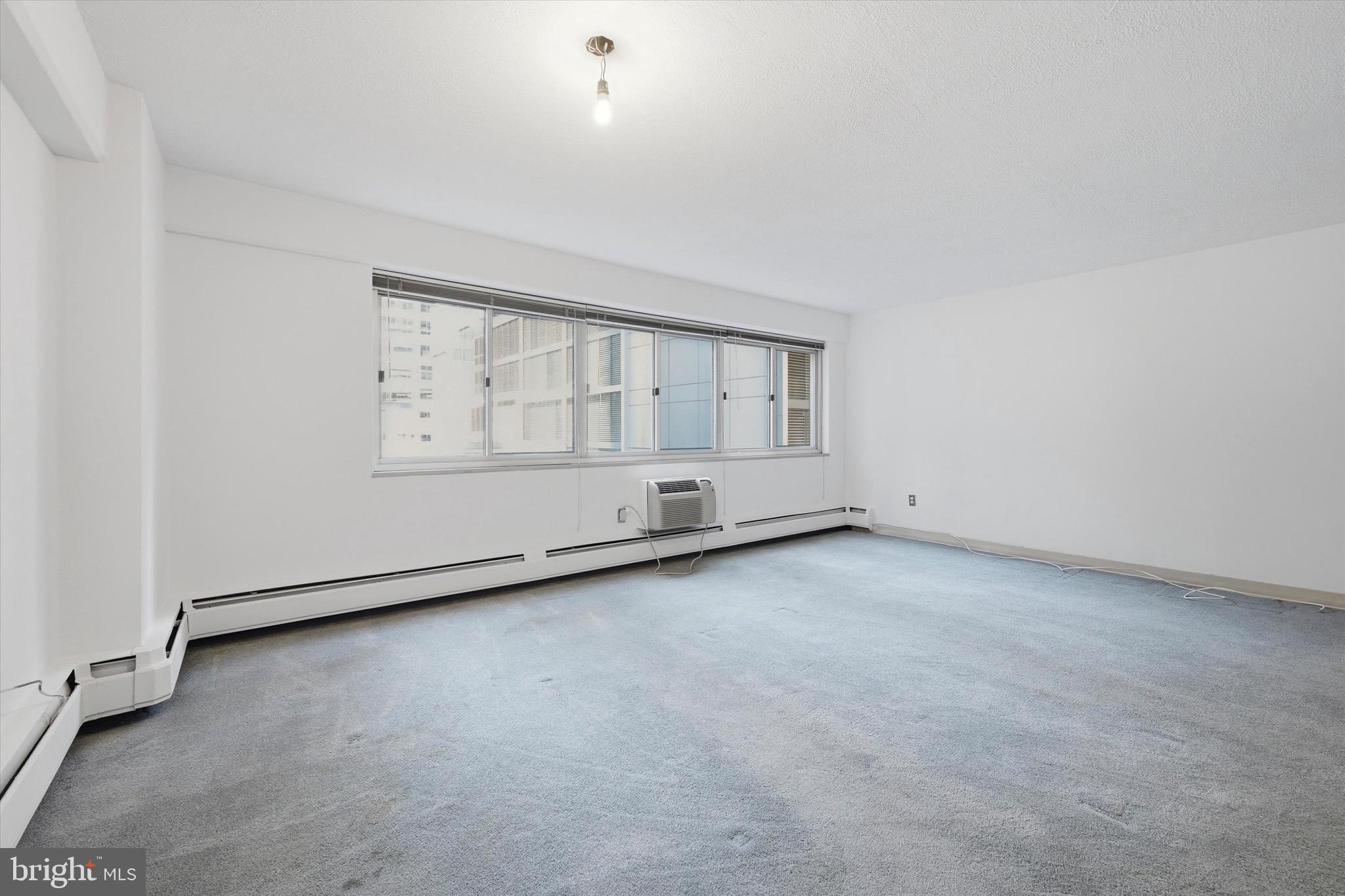 CENTER CITY - Residential