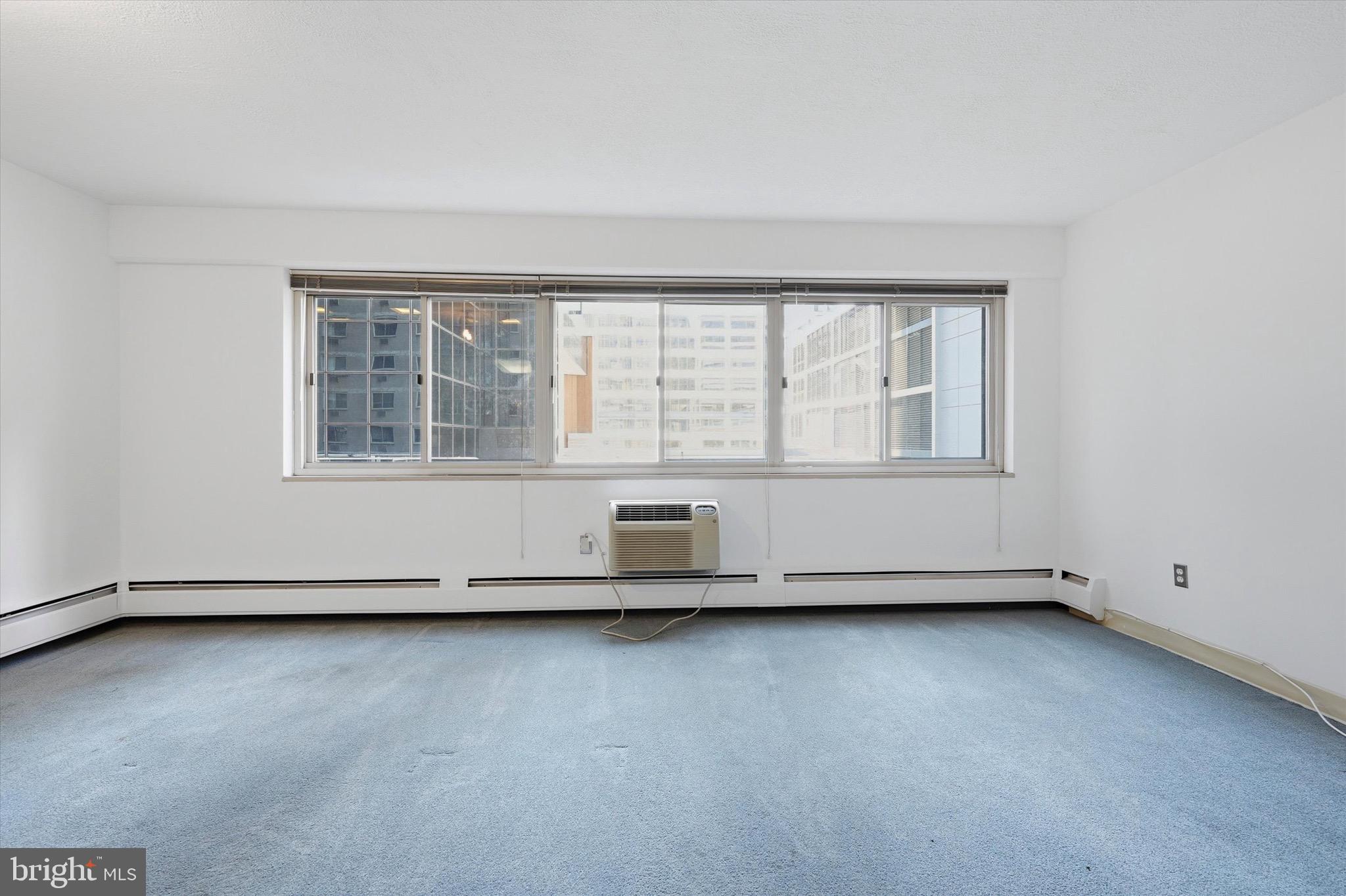 CENTER CITY - Residential