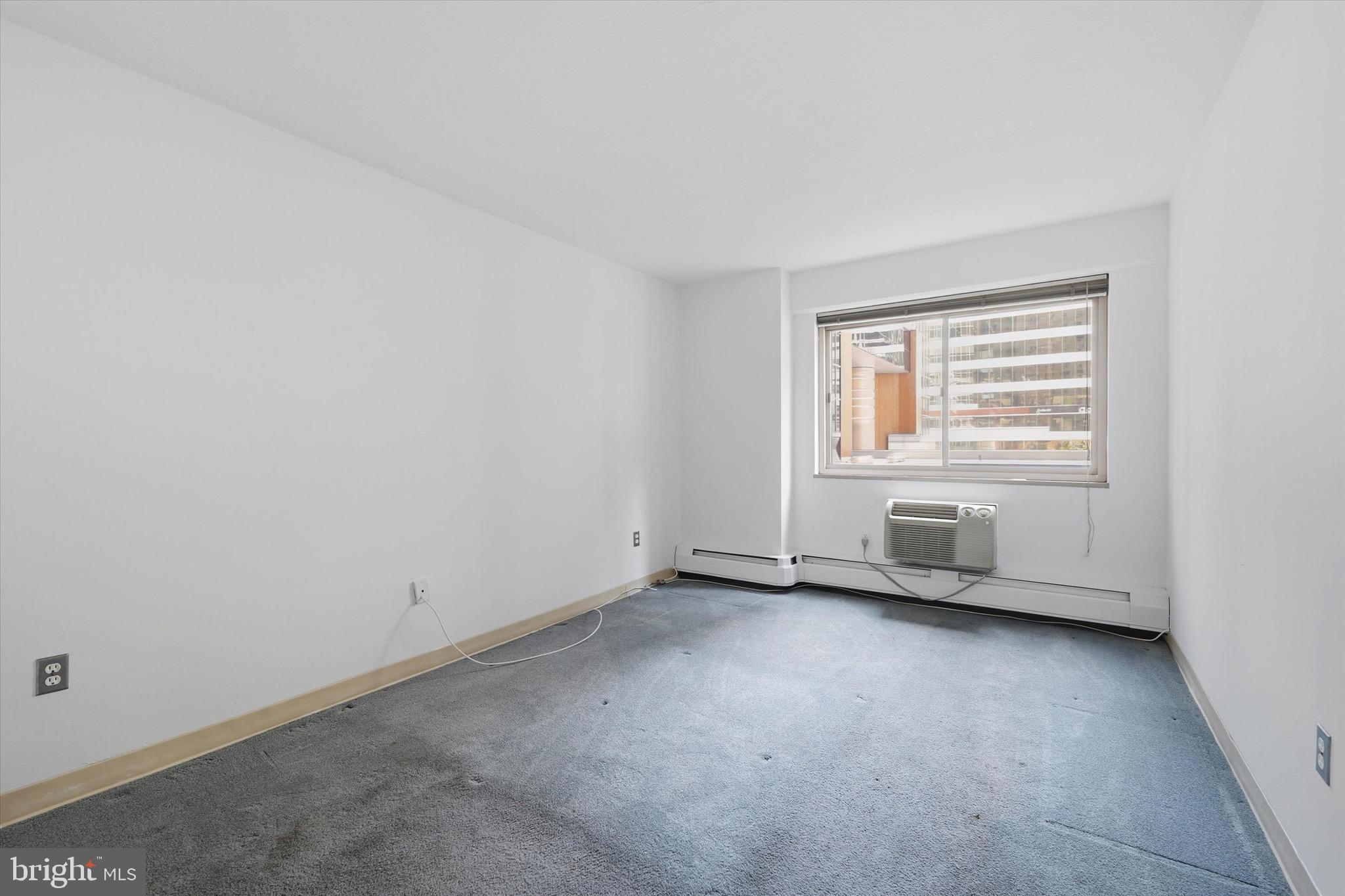 CENTER CITY - Residential