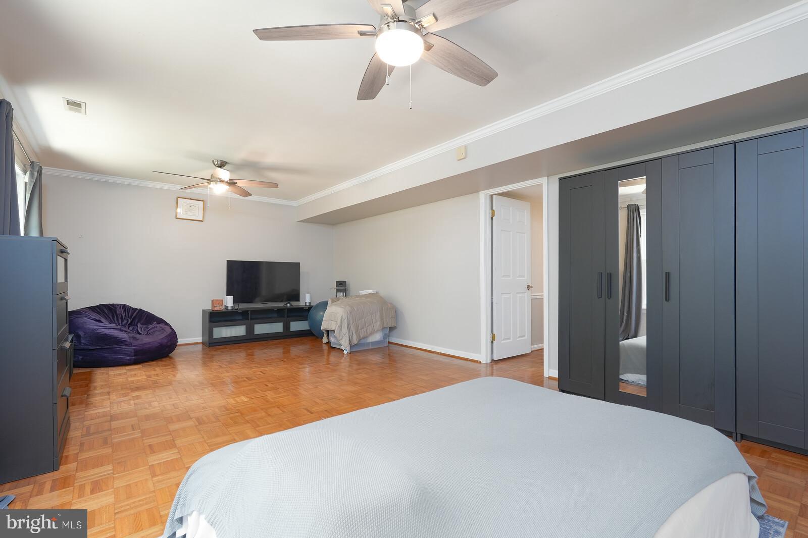 VILLAGE OF HICKORY RIDGE - Residential