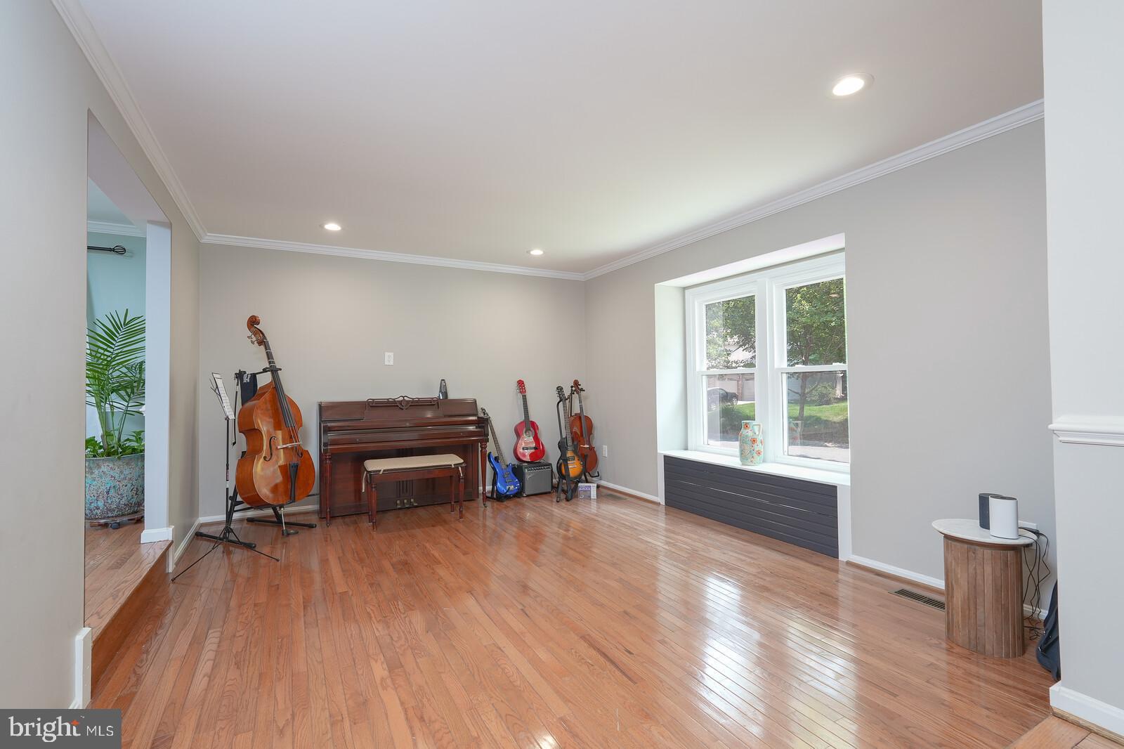 VILLAGE OF HICKORY RIDGE - Residential