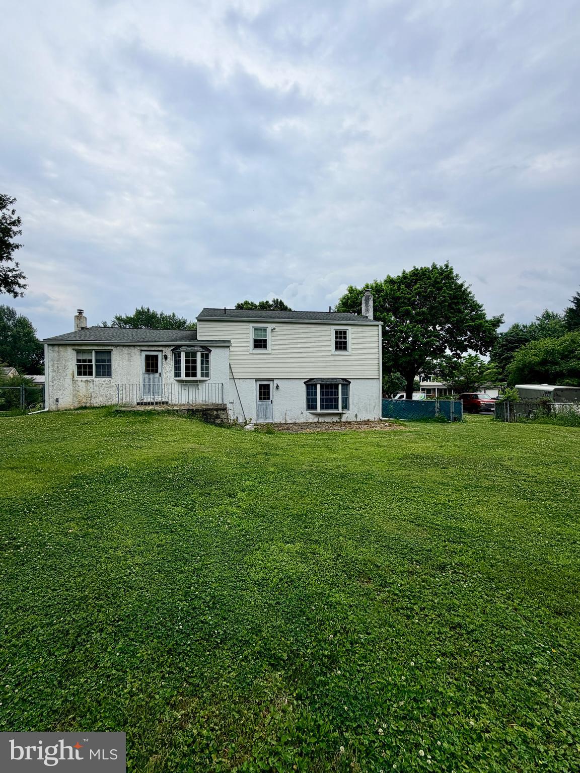 WINDMILL VIL - Residential