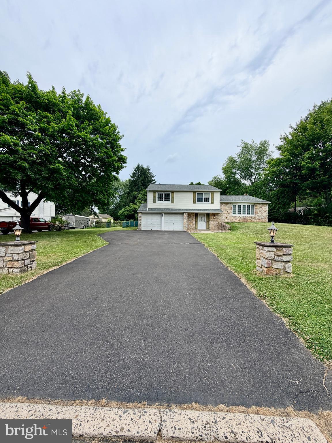 WINDMILL VIL - Residential