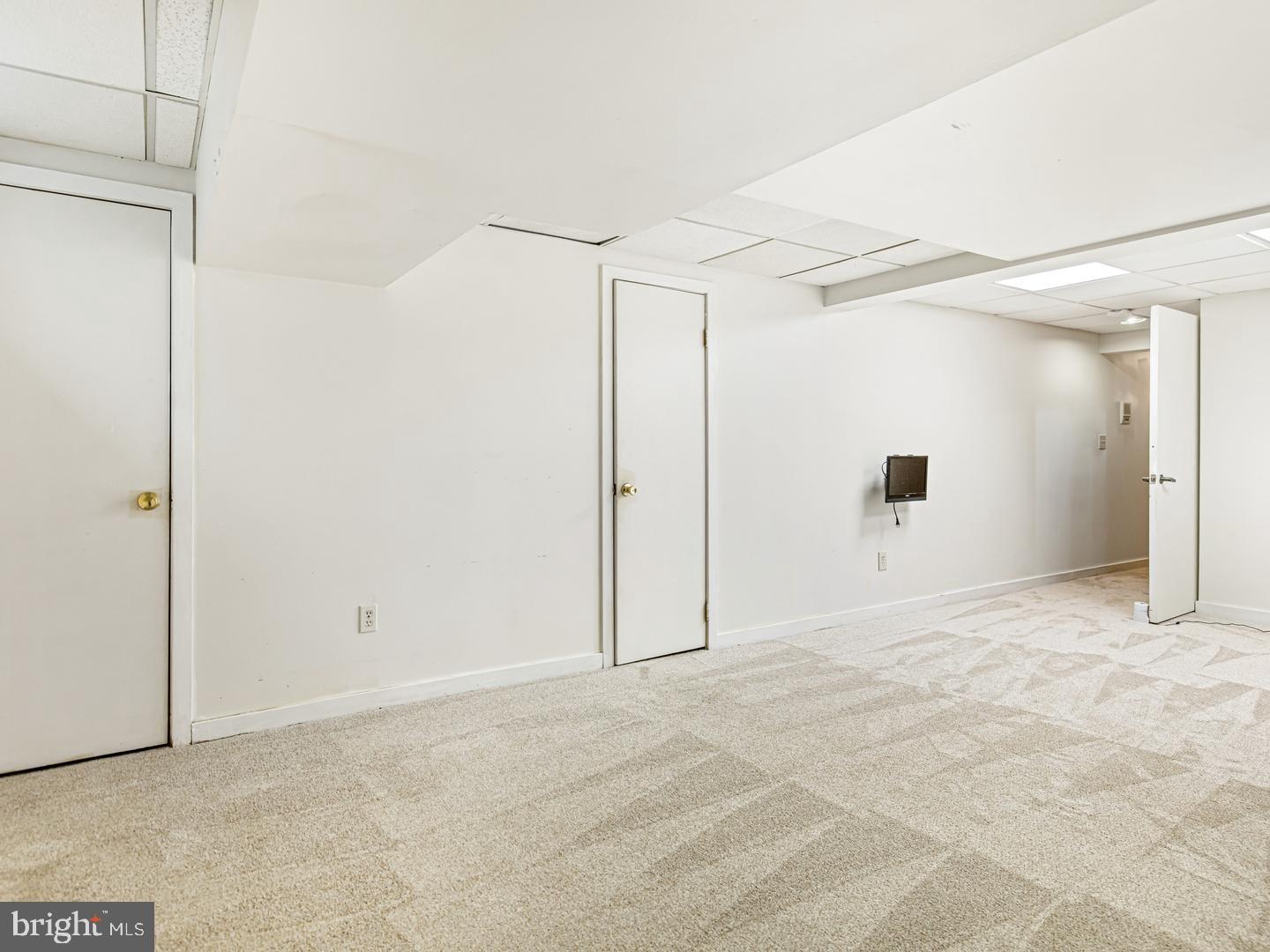 HUNTINGDON VALLEY - Residential