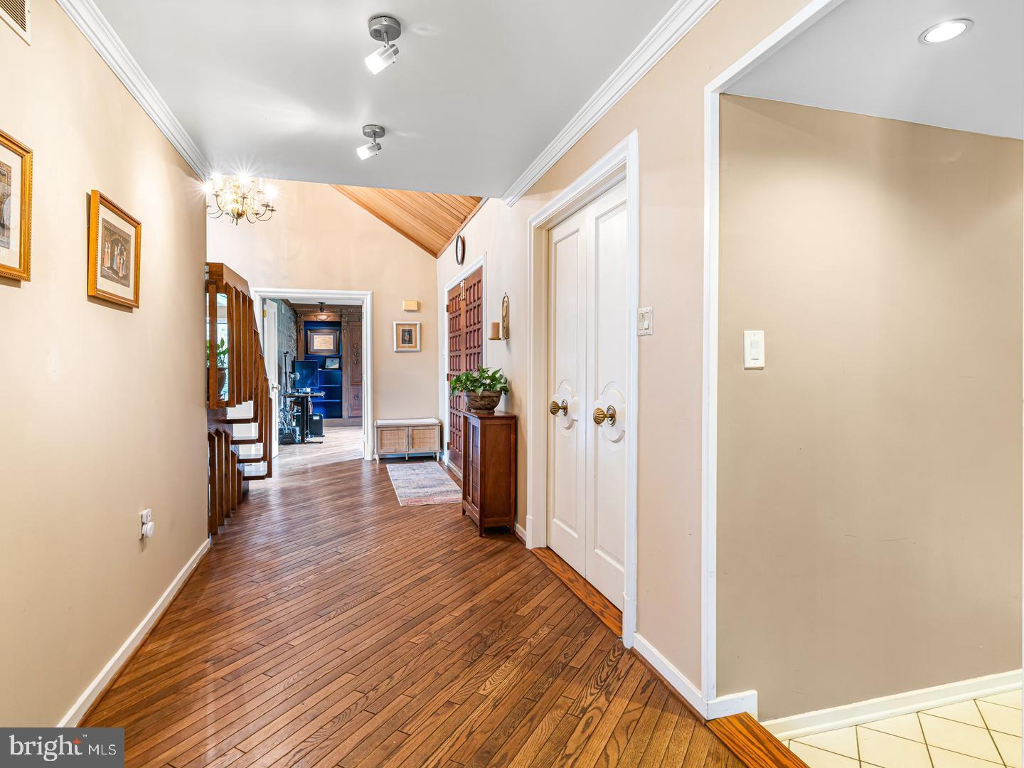 HUNTINGDON VALLEY - Residential
