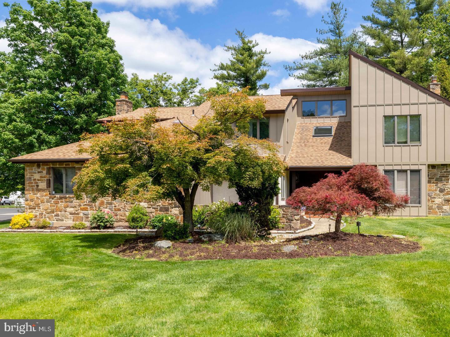 HUNTINGDON VALLEY - Residential