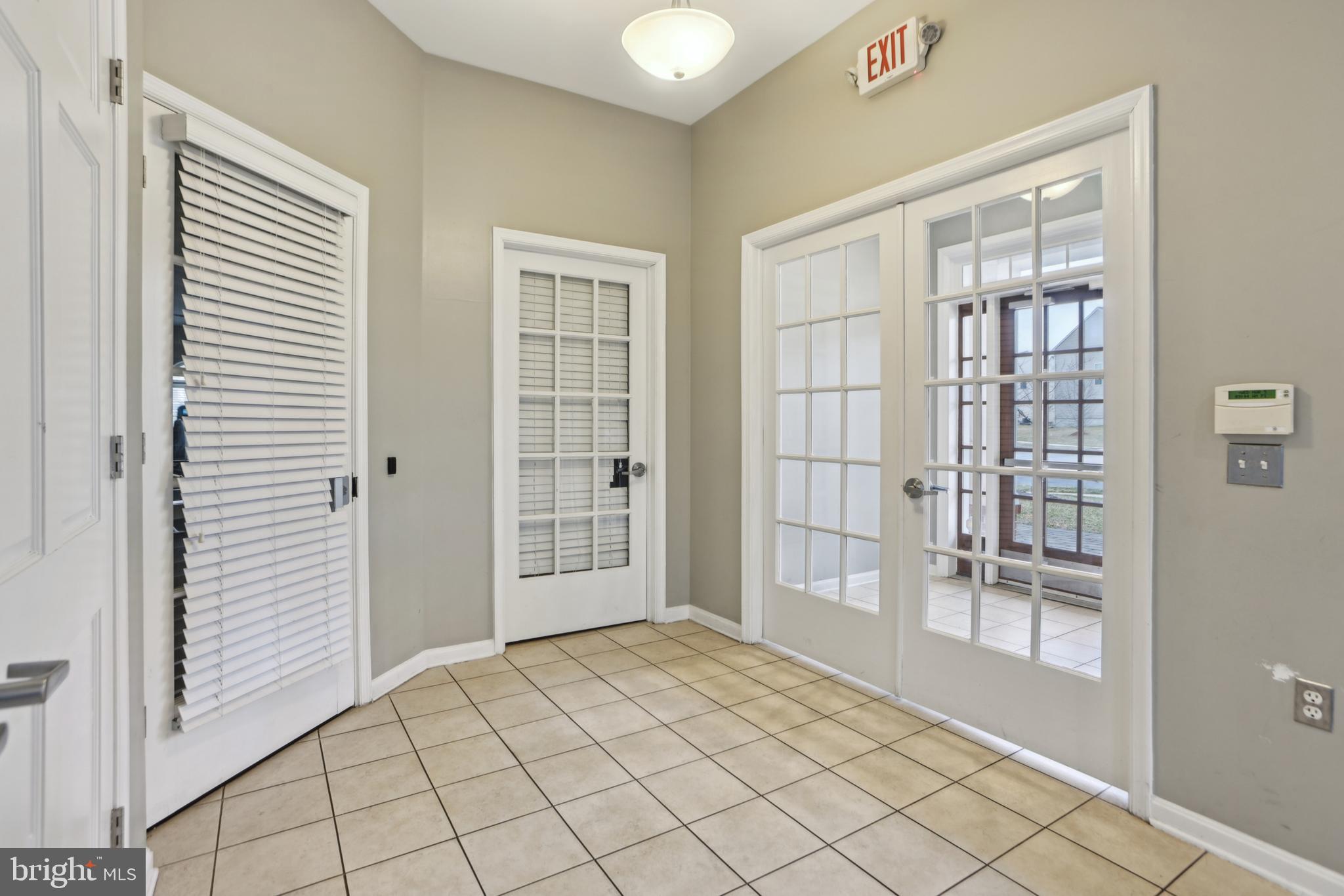 WOODMORE TOWNE CENTRE - Residential