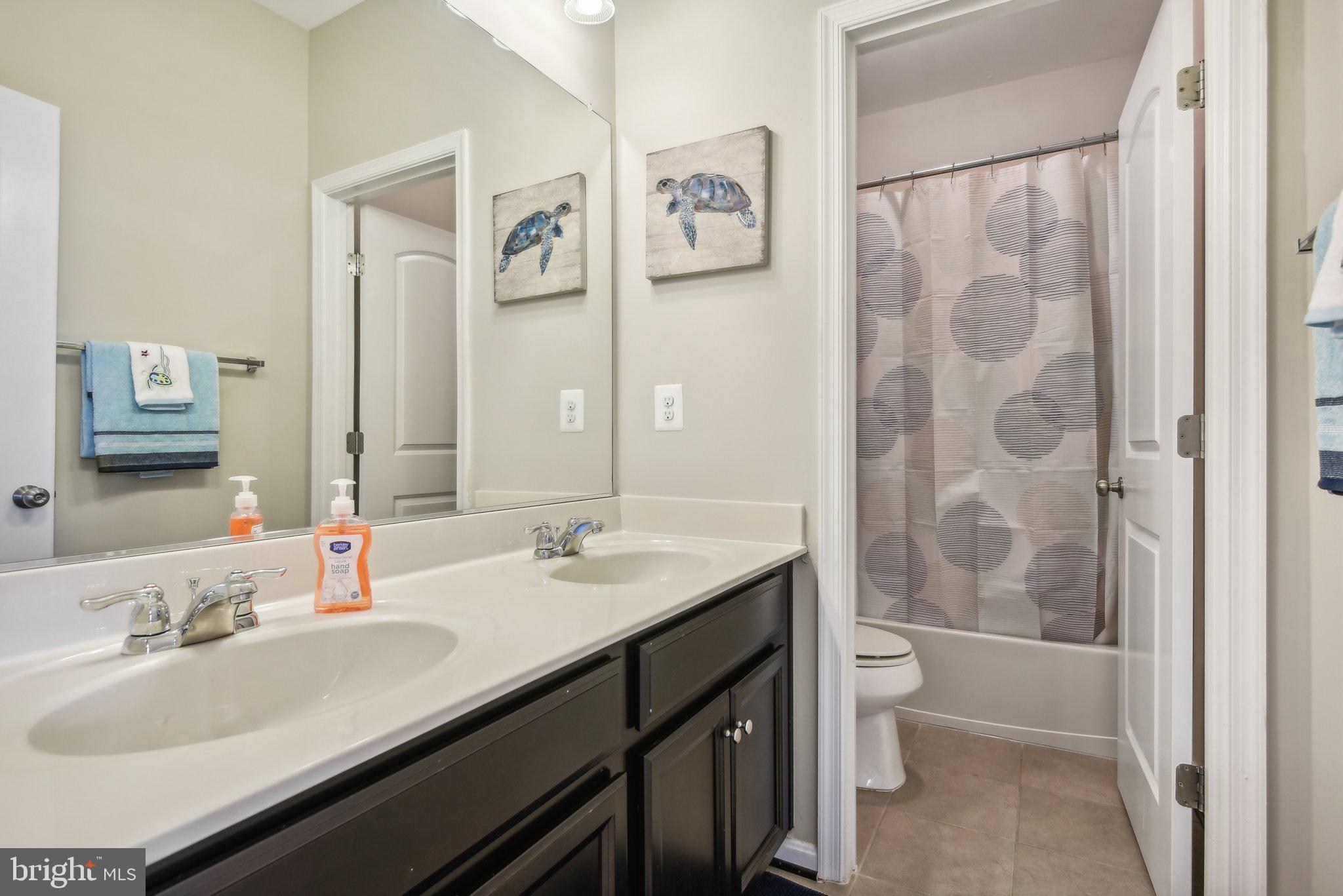 WOODMORE TOWNE CENTRE - Residential