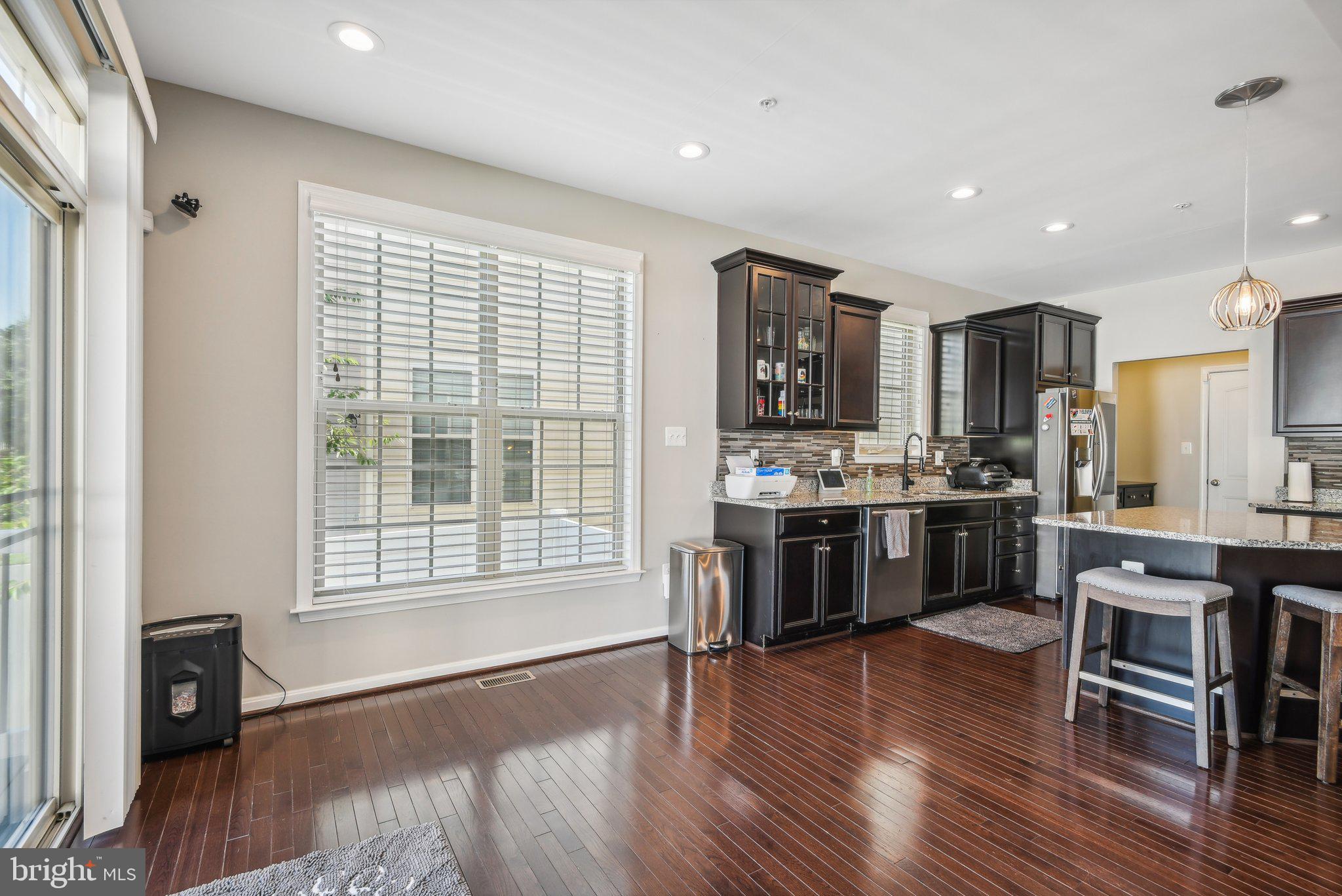 WOODMORE TOWNE CENTRE - Residential