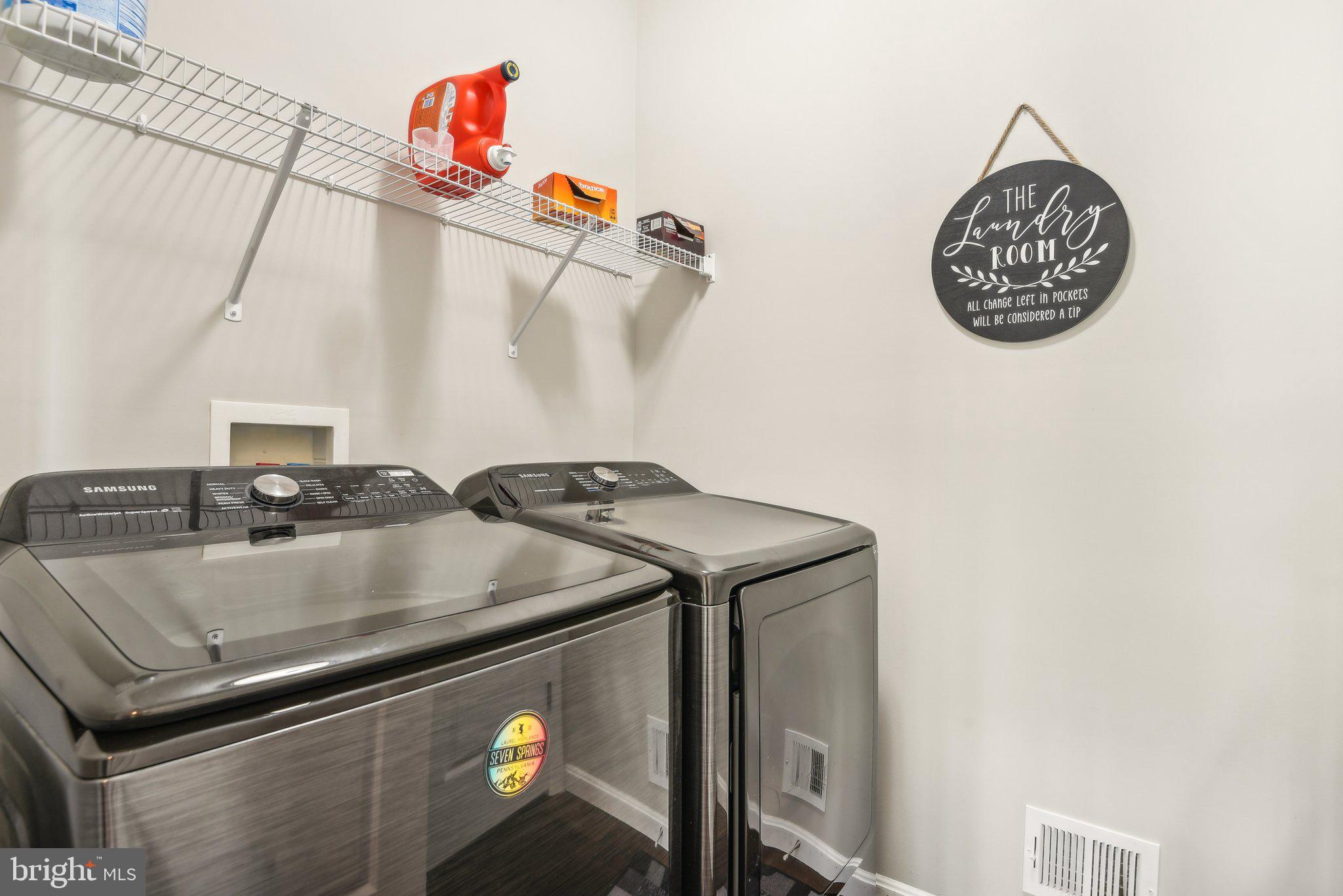 WOODMORE TOWNE CENTRE - Residential