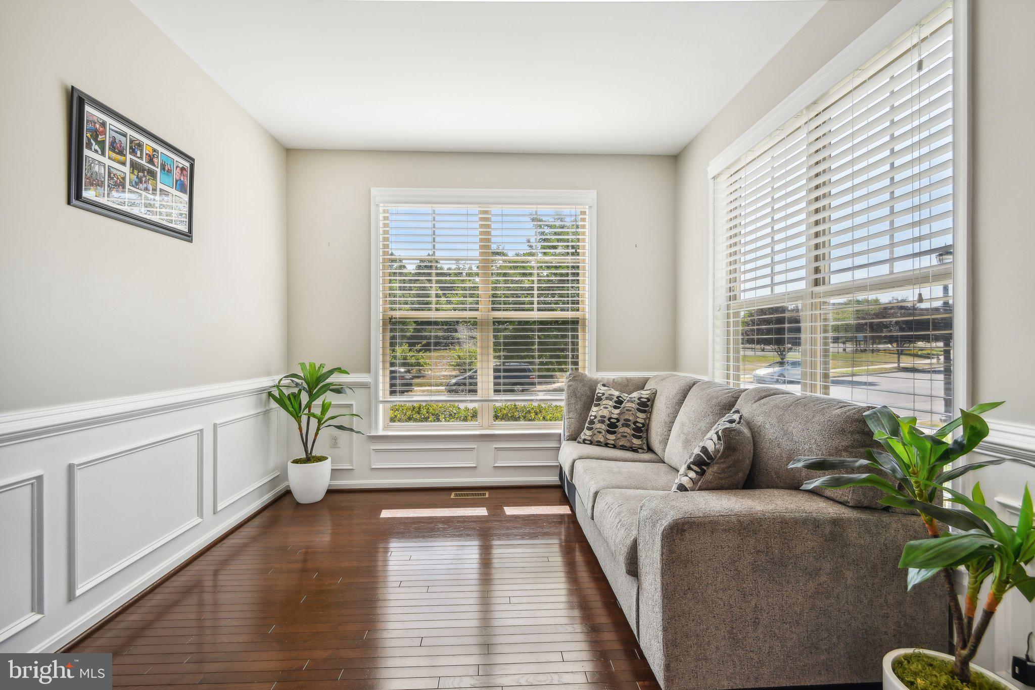 WOODMORE TOWNE CENTRE - Residential