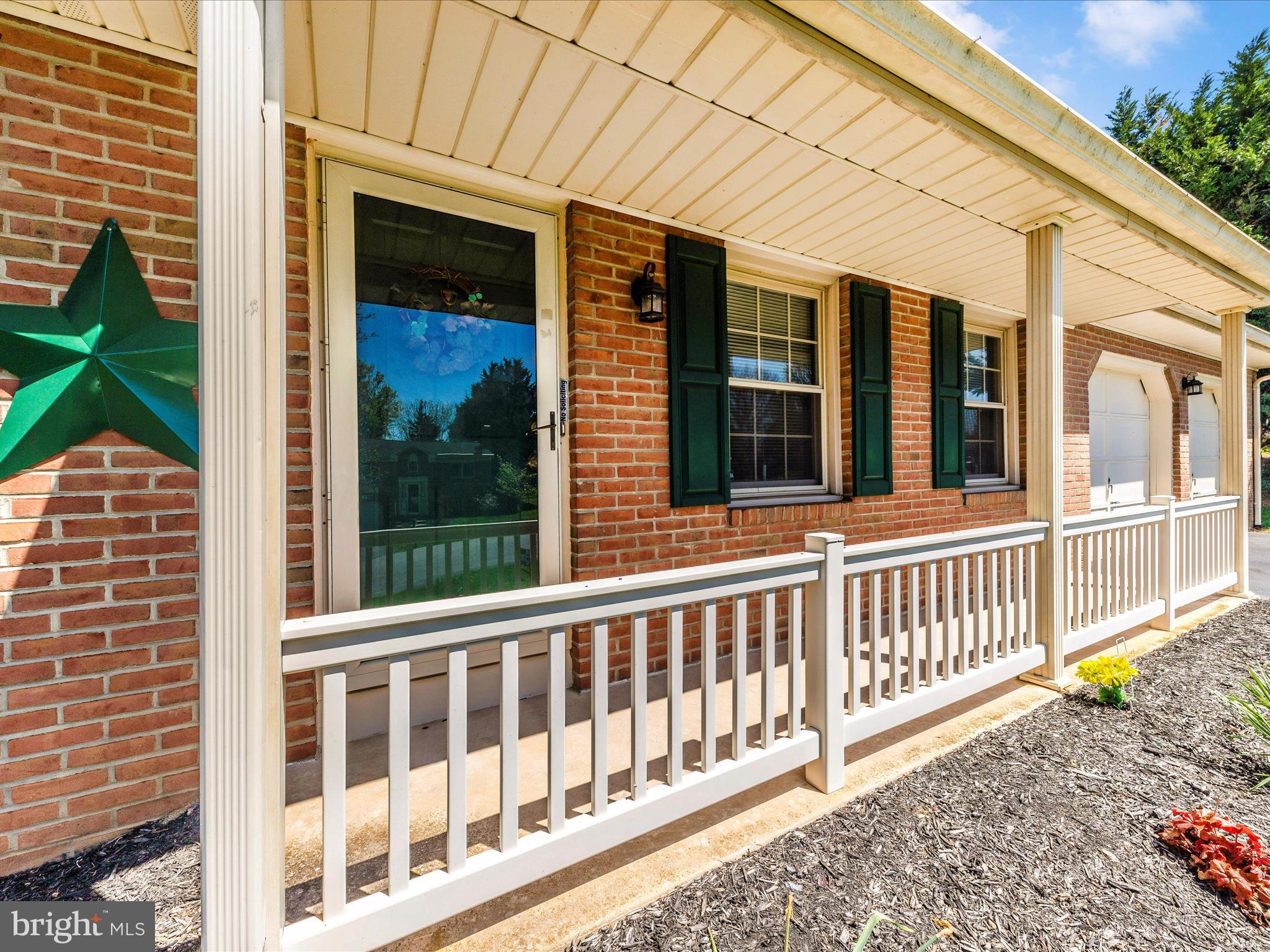 POTOMAC MANOR - Residential