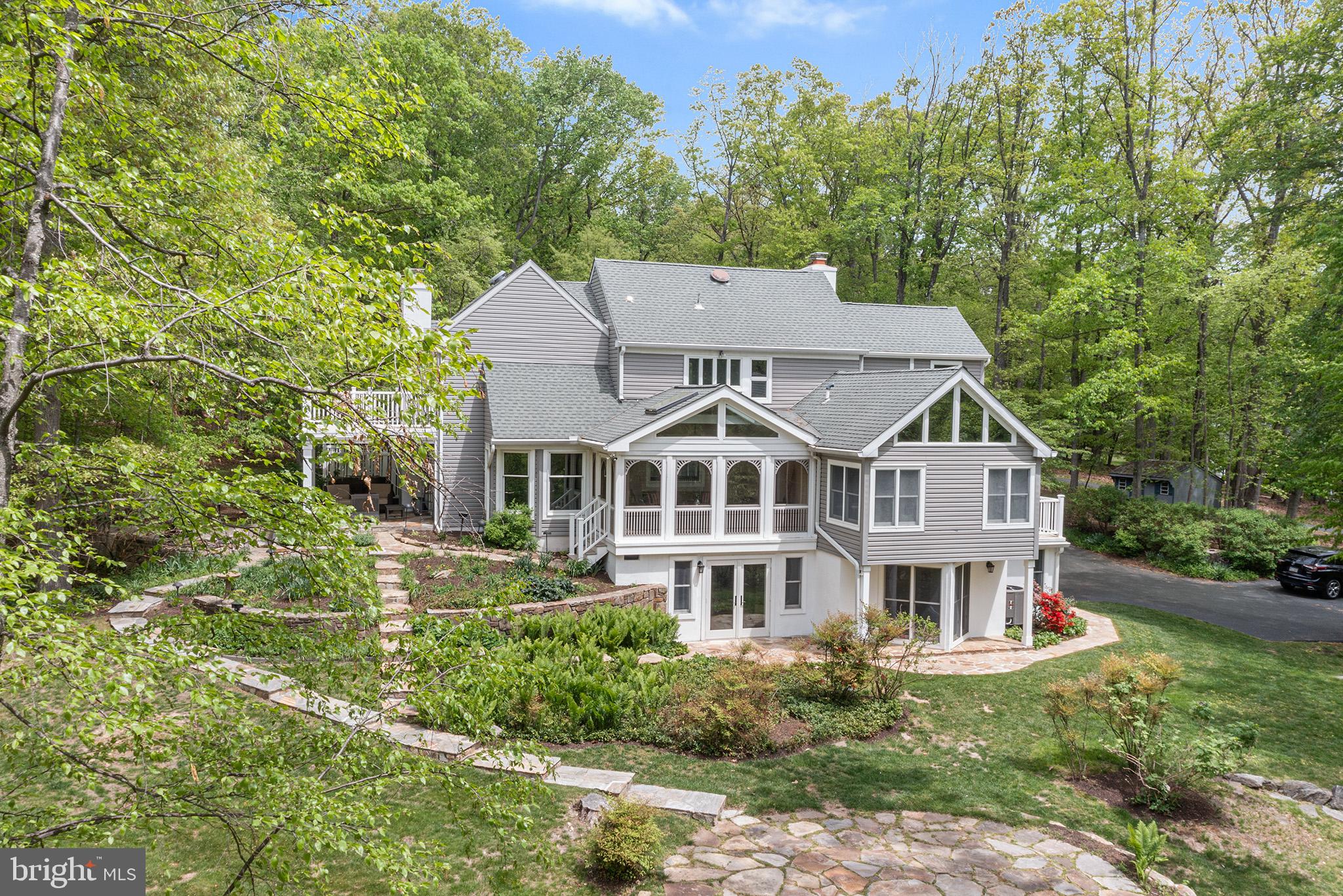 VALLEY FORGE MTN - Residential