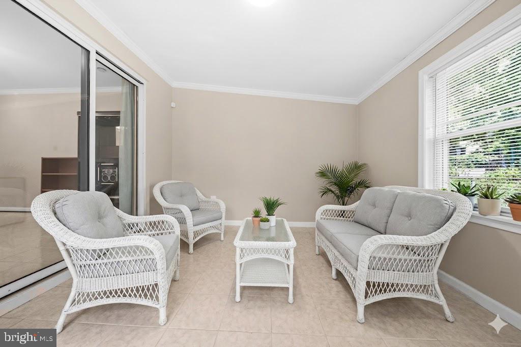 HOLLY PARK - Residential