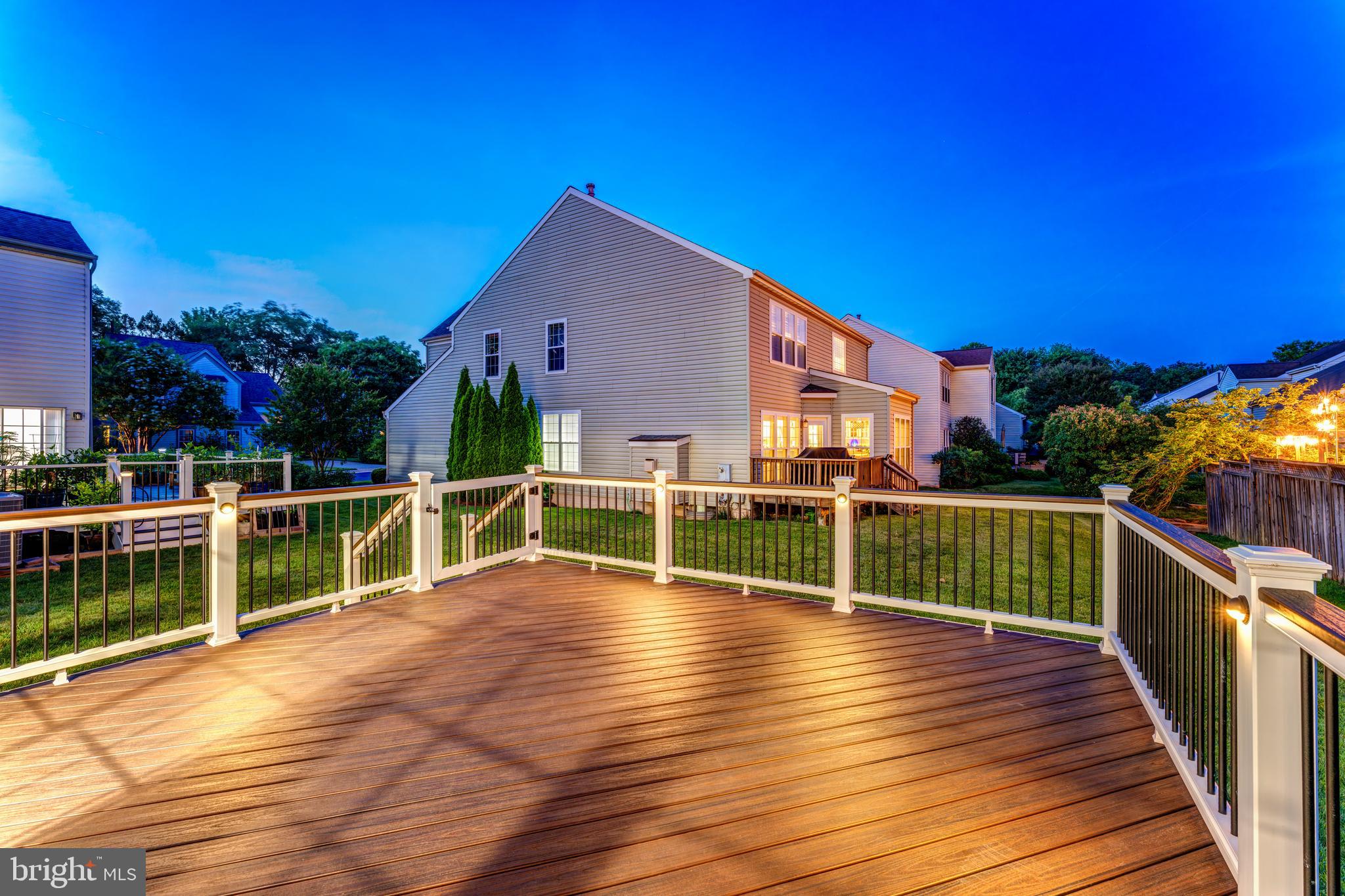 THE COURTS OF FOX MILL - Residential