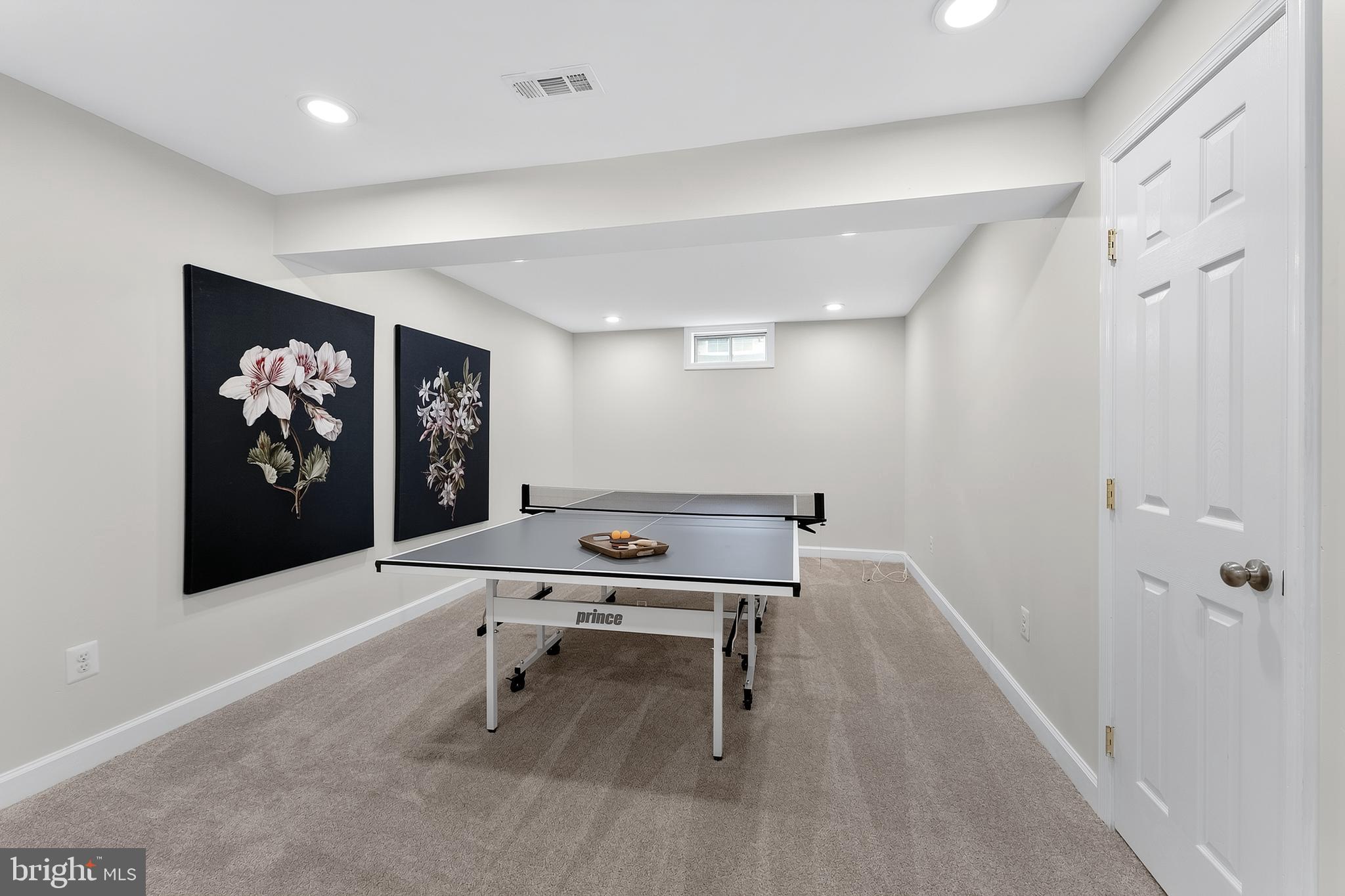 THE COURTS OF FOX MILL - Residential