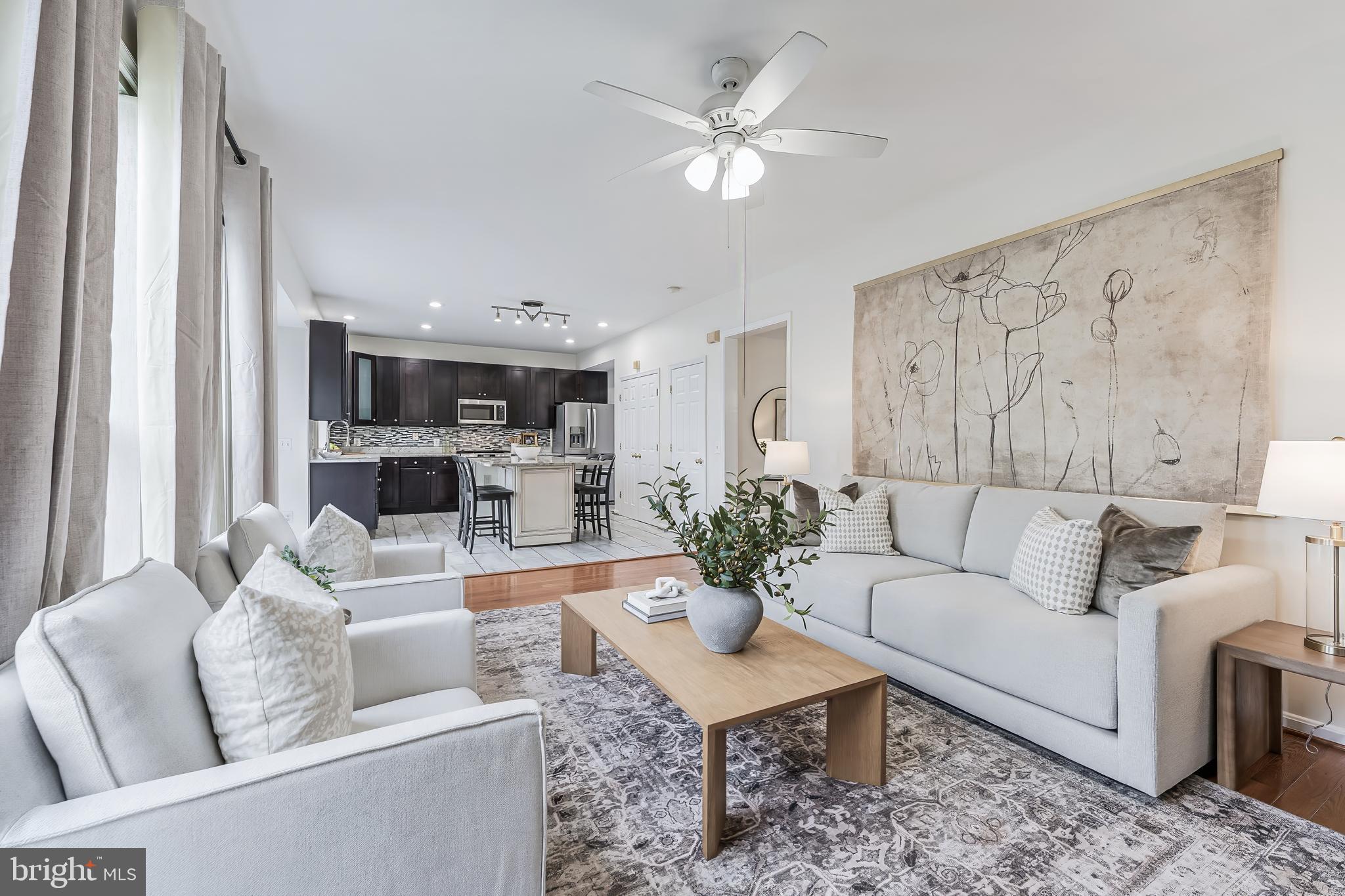 THE COURTS OF FOX MILL - Residential