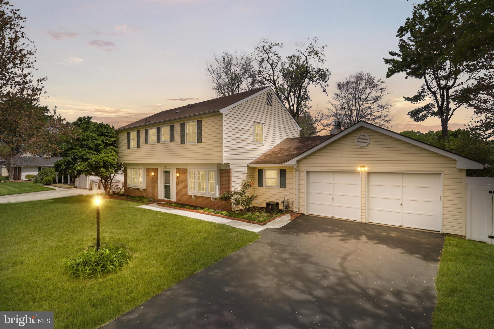 This beautifully remodeled Essex model home in the highly sought-after Greenbriar neighborhood features 2 finished levels with an open floor plan. Offering 4 spacious bedrooms, 2.5 updated baths, and a 2-car garage, it sits on a quarter-acre level lot with a private, fully vinyl fenced backyard.  NEW ROOF! The stunning gourmet kitchen, renovated in 2019, has modern white soft-close cabinetry and high-end black stainless-steel appliances, including a full-size refrigerator and double oven gas range. Spectrum Audacity quartz countertops add a cohesive, elegant touch to the kitchen and baths. Solid hardwood flooring flows throughout the main level. New carpet on the bedroom level. The spacious primary suite includes an en-suite bath remodeled in 2022 with a double vanity and an oversized shower featuring a built-in bench and rain shower. The upstairs full hall bath, renovated in 2022, offers a deep soaking tub for ultimate relaxation.
Exceptional location with a nearby path to Greenbriar East Elementary School’s playground. No HOA and fantastic amenities including community pool, tennis courts, tot lot and walking paths. Near shopping and restaurants, Fair Oaks Mall, Fair Lakes, Whole Foods, and Wegmans. Convenient access to Rt. 50, I-66, Fairfax County Parkway, Dulles Toll, and Metro Bus. Don’t miss this rare opportunity!