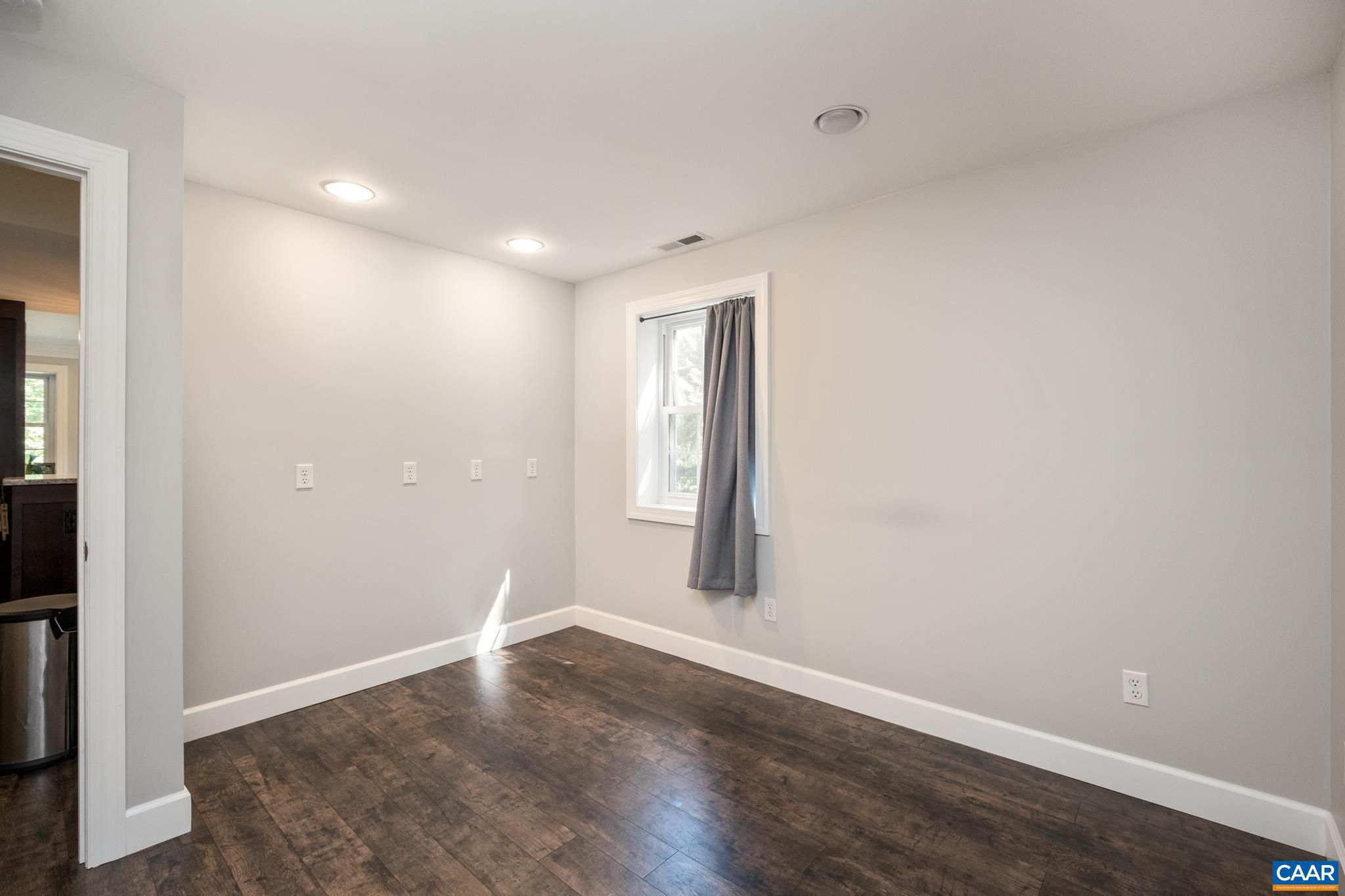 BRAEMAR GLEN - Residential