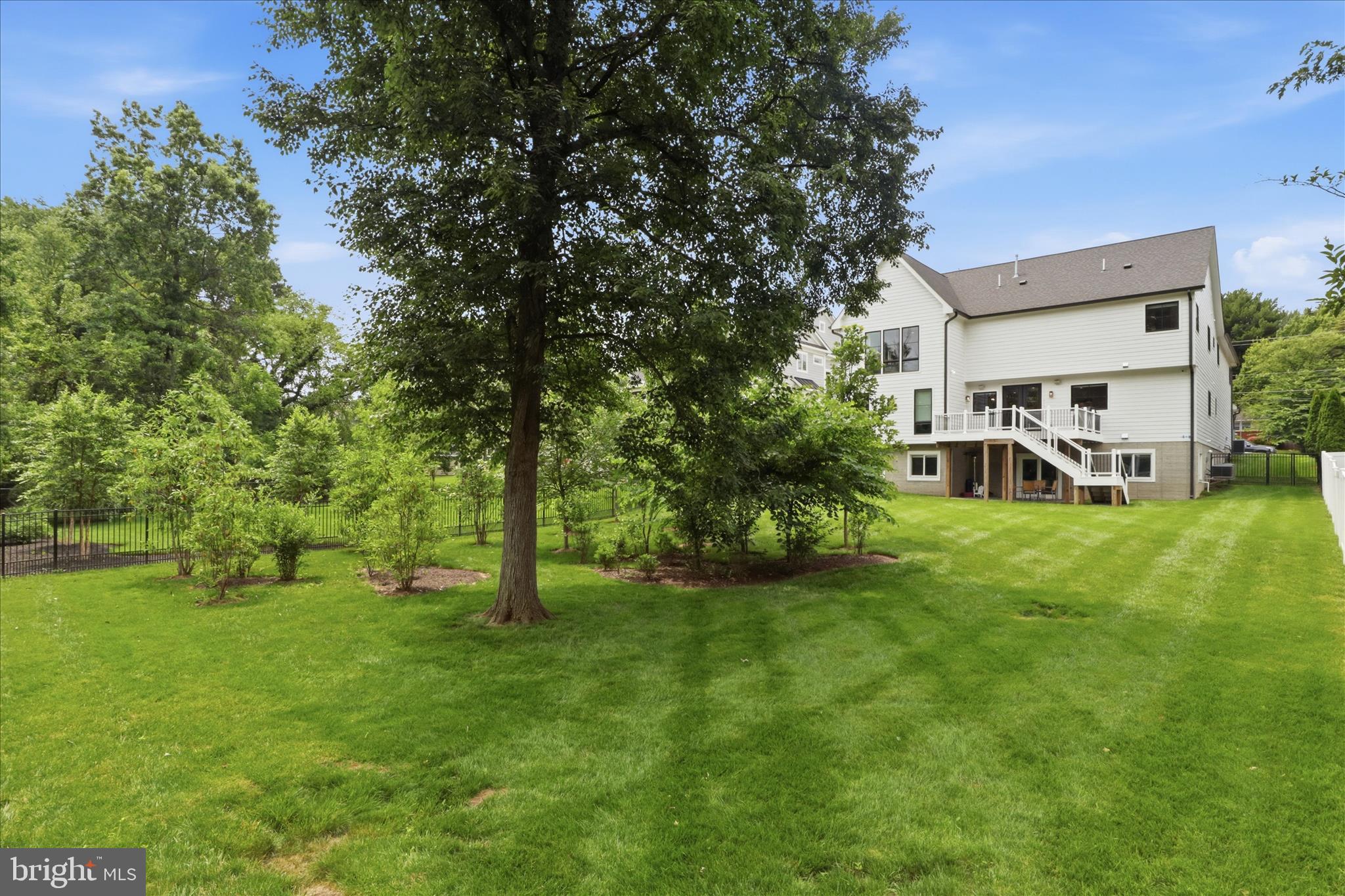 EAST VIENNA WOODS - Residential