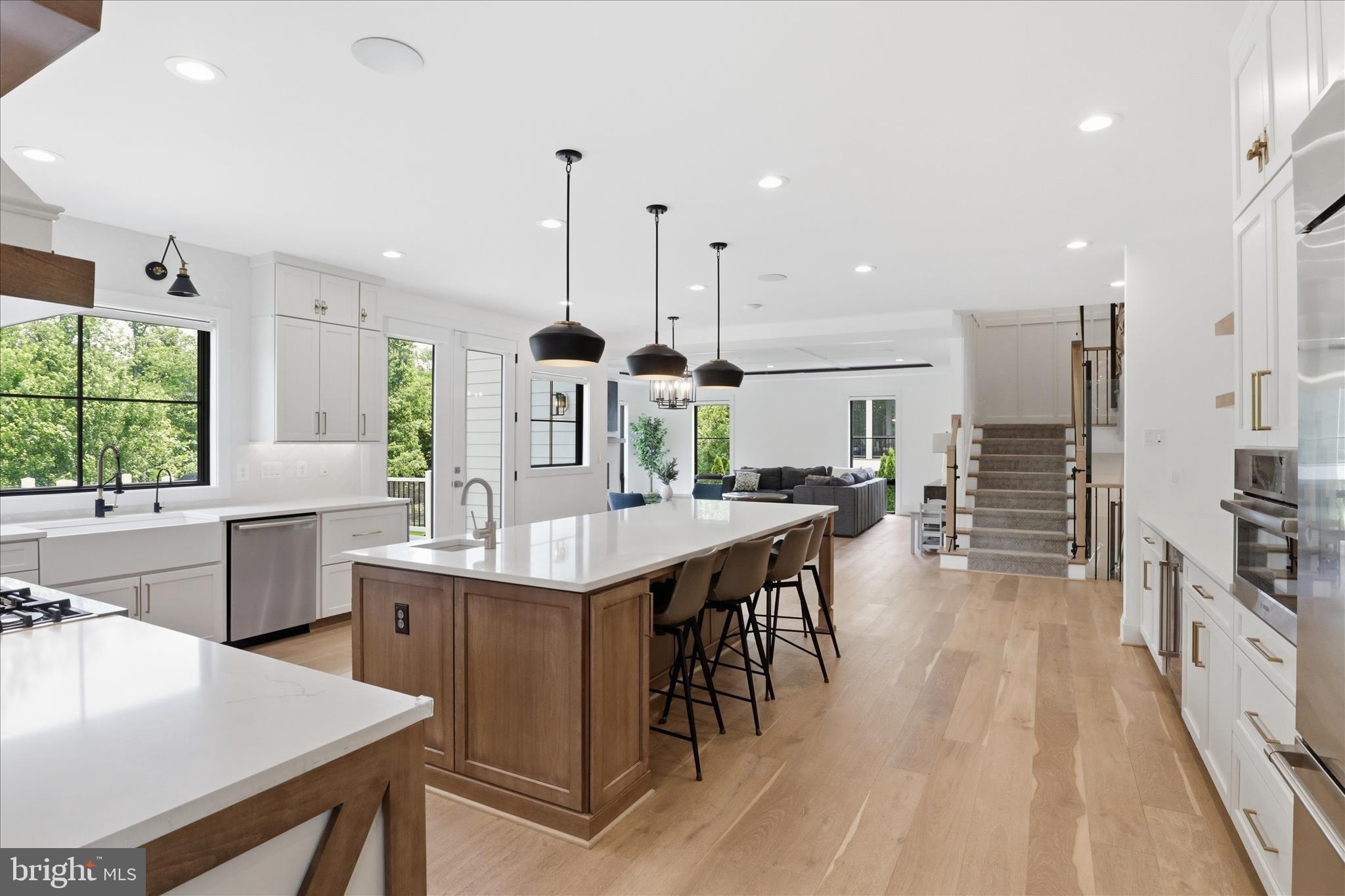 EAST VIENNA WOODS - Residential