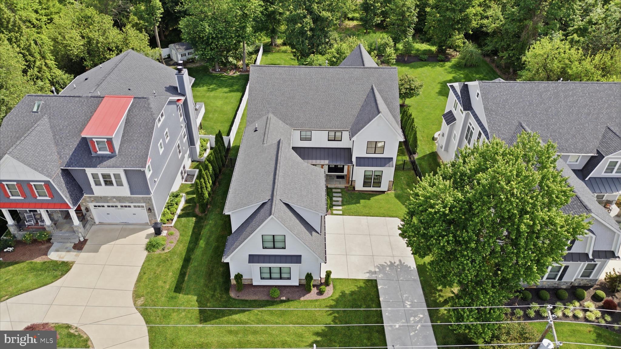 EAST VIENNA WOODS - Residential