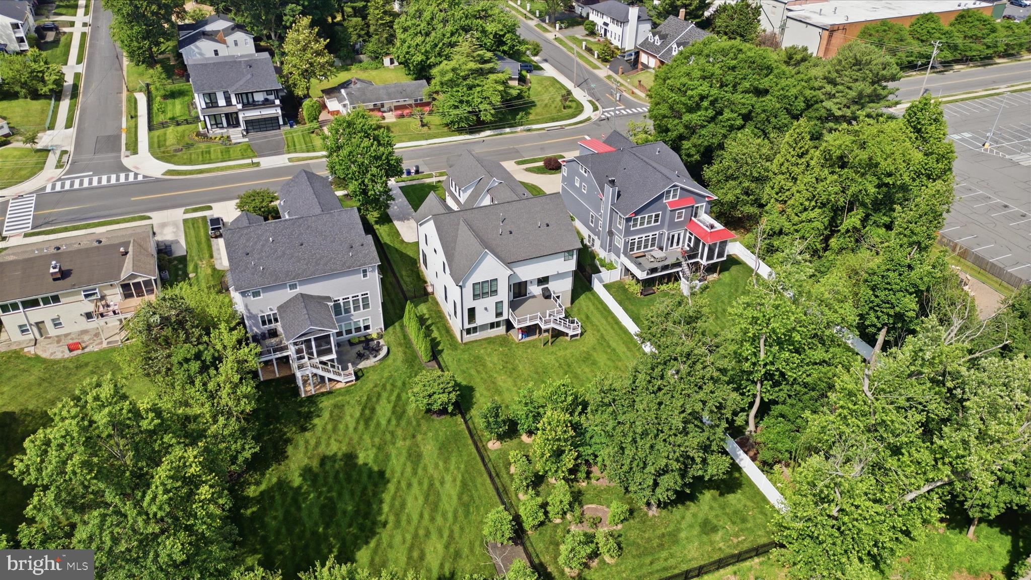EAST VIENNA WOODS - Residential