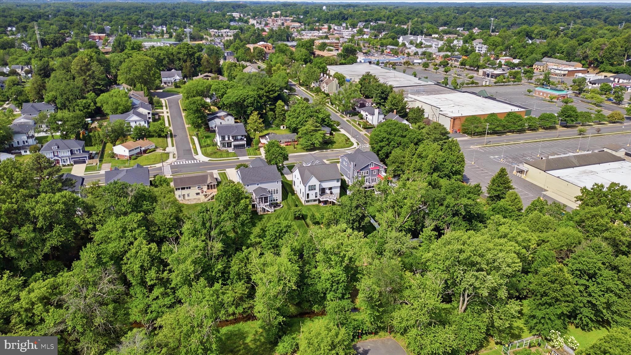 EAST VIENNA WOODS - Residential