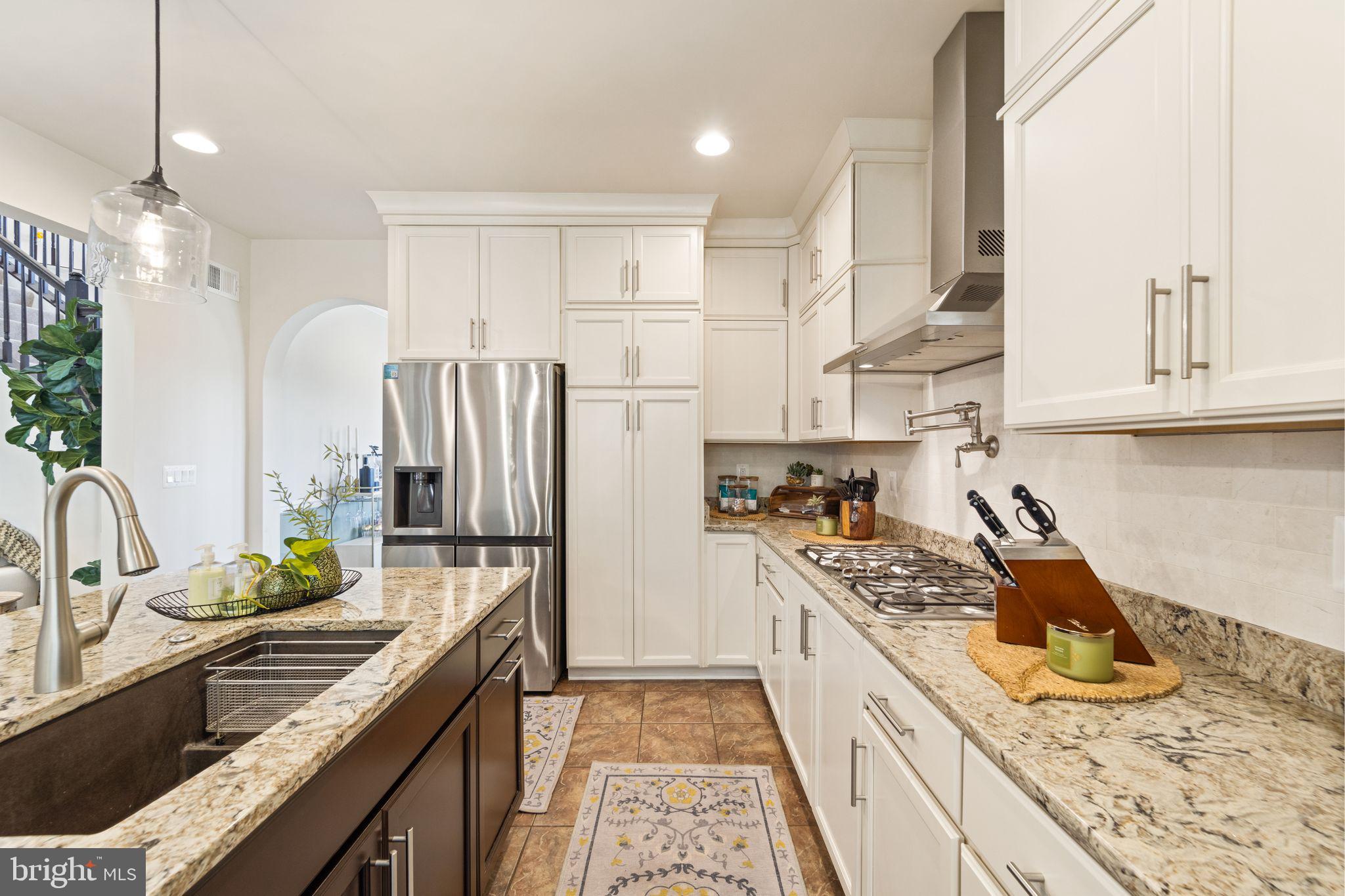BRENTWOOD SPRINGS - Residential