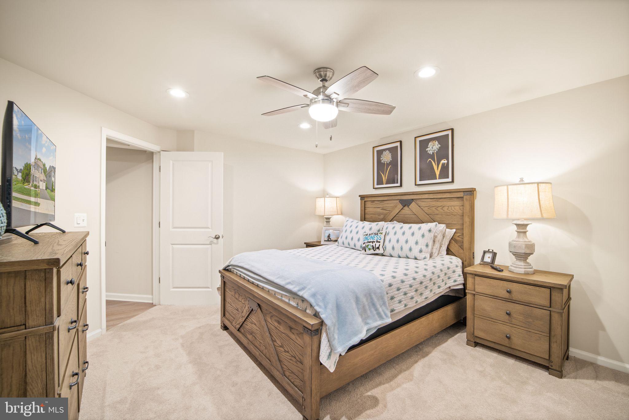 BRENTWOOD SPRINGS - Residential