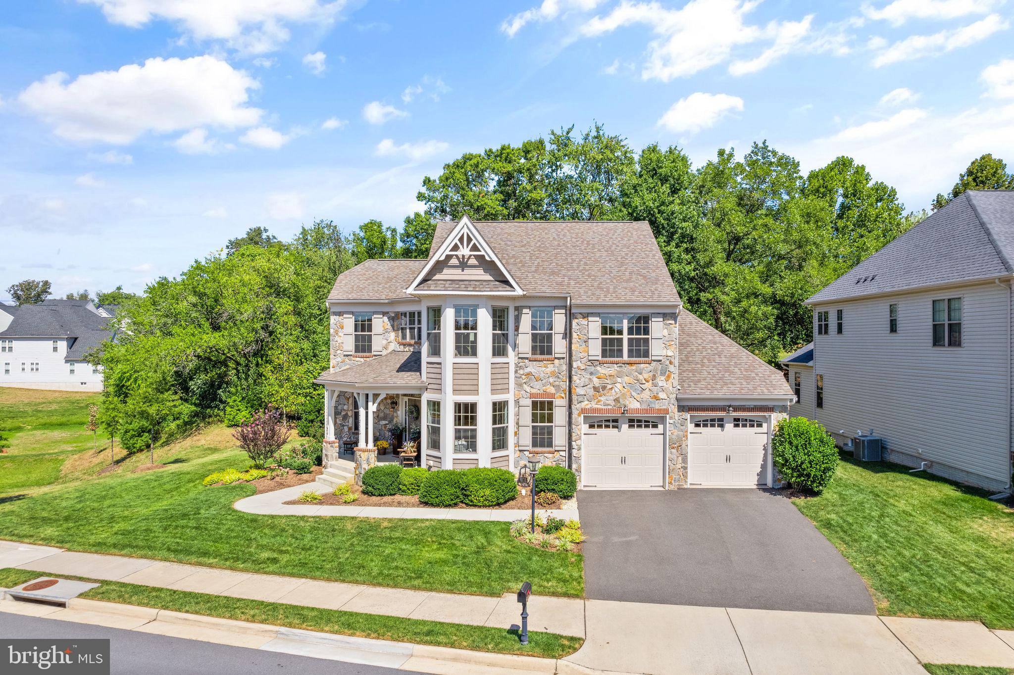 BRENTWOOD SPRINGS - Residential