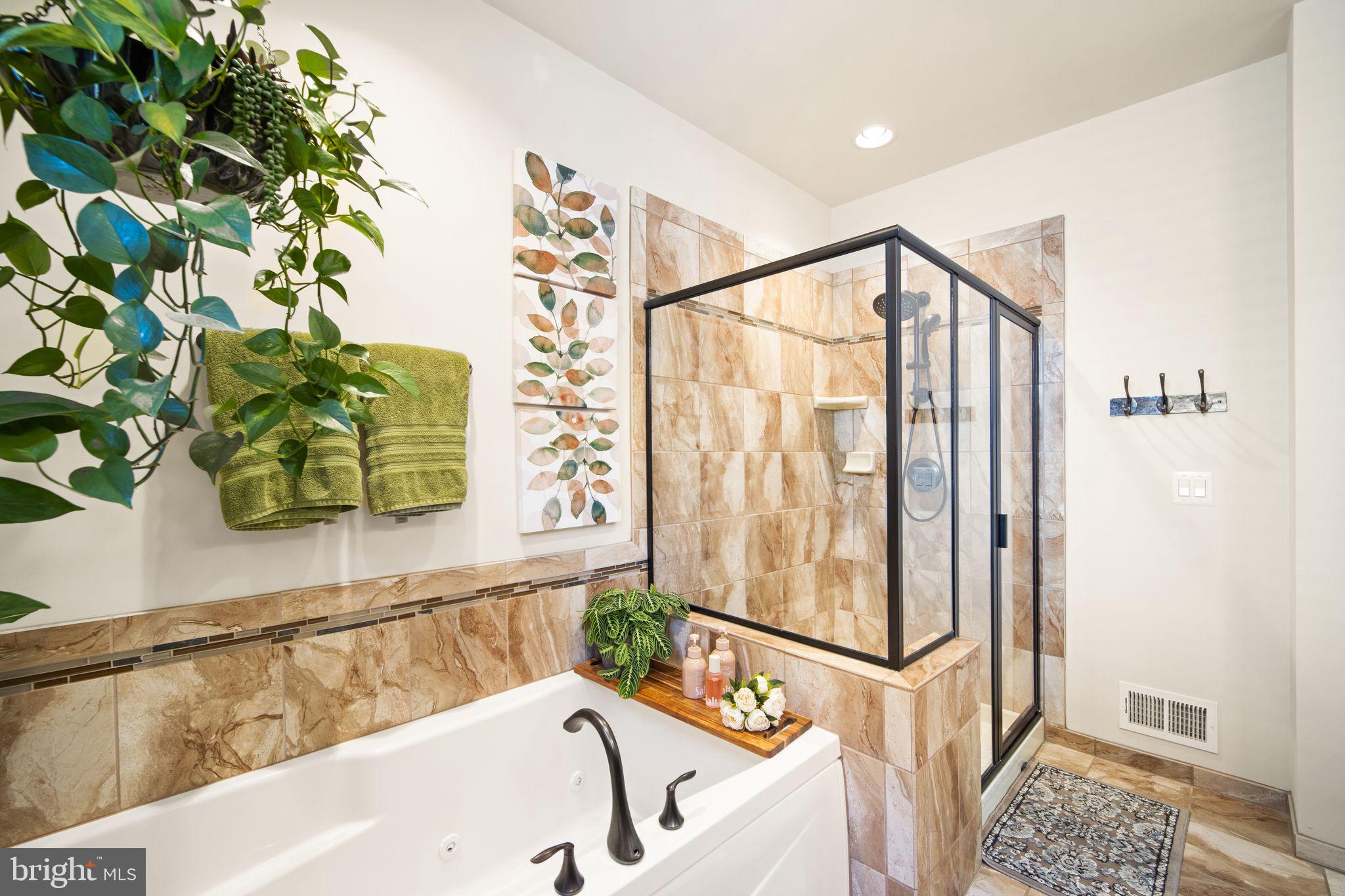 BRENTWOOD SPRINGS - Residential