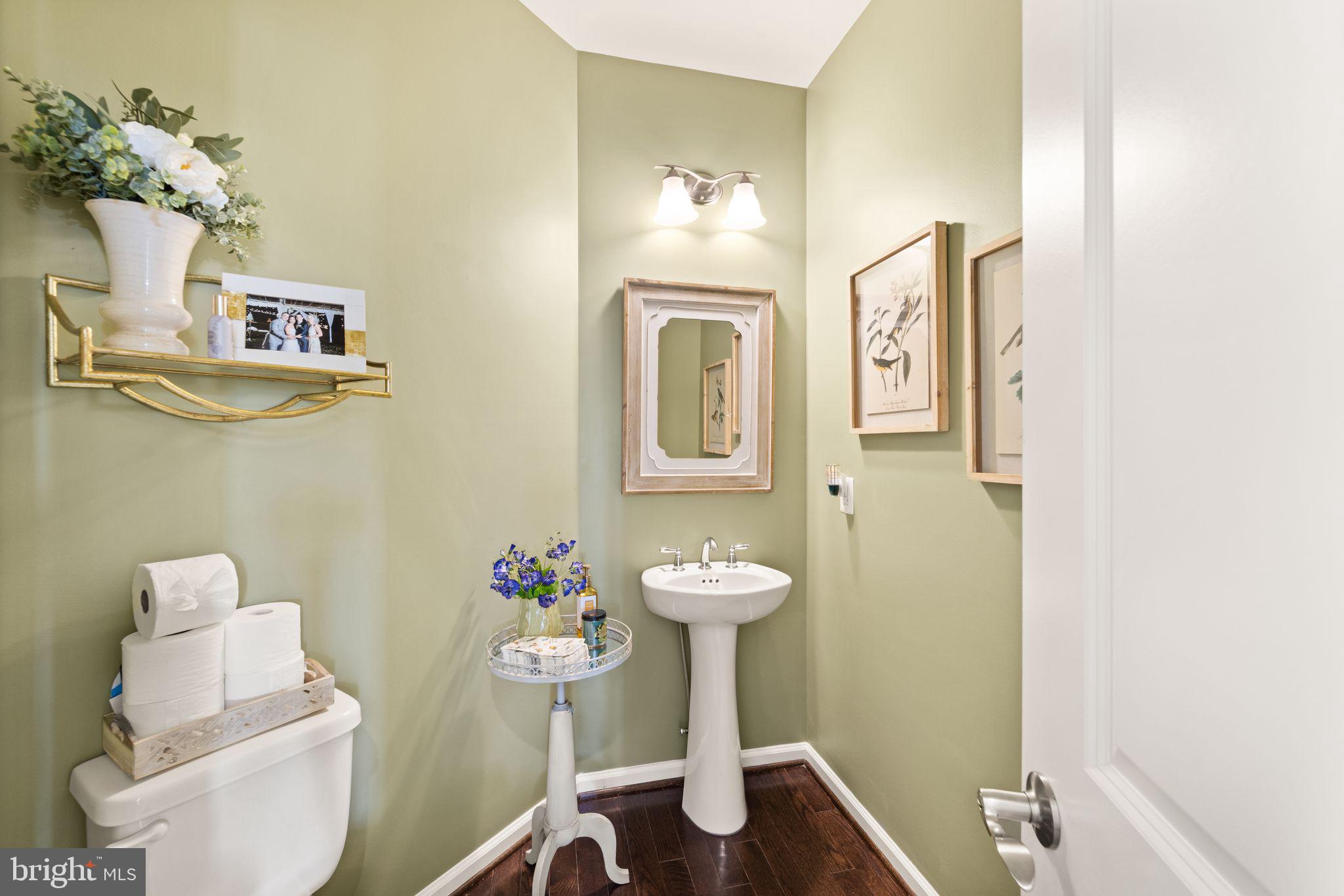BRENTWOOD SPRINGS - Residential