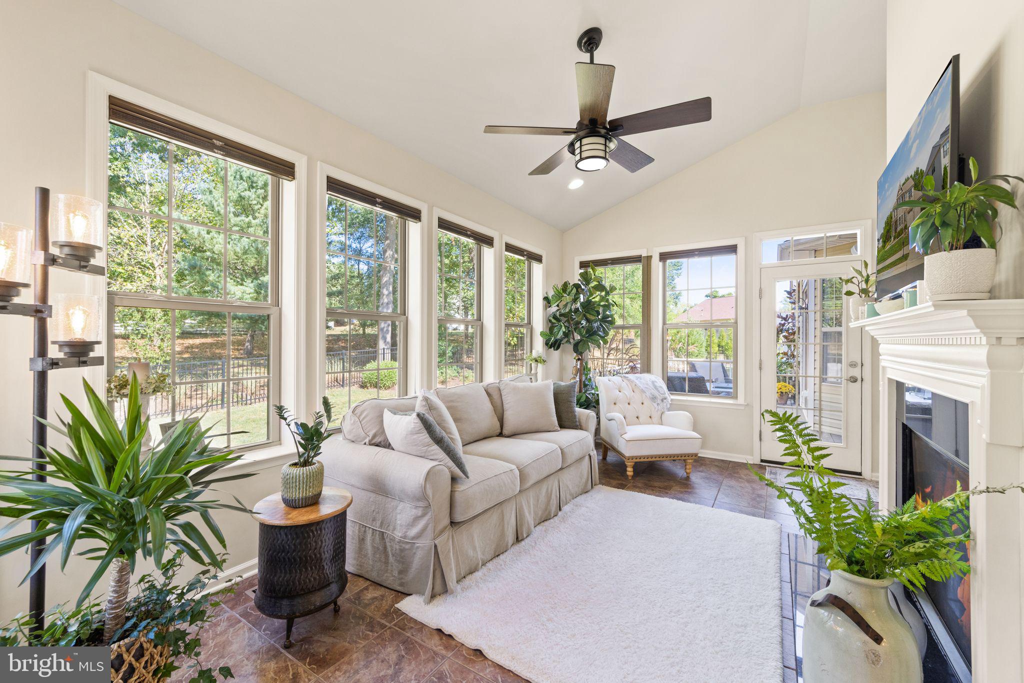 BRENTWOOD SPRINGS - Residential