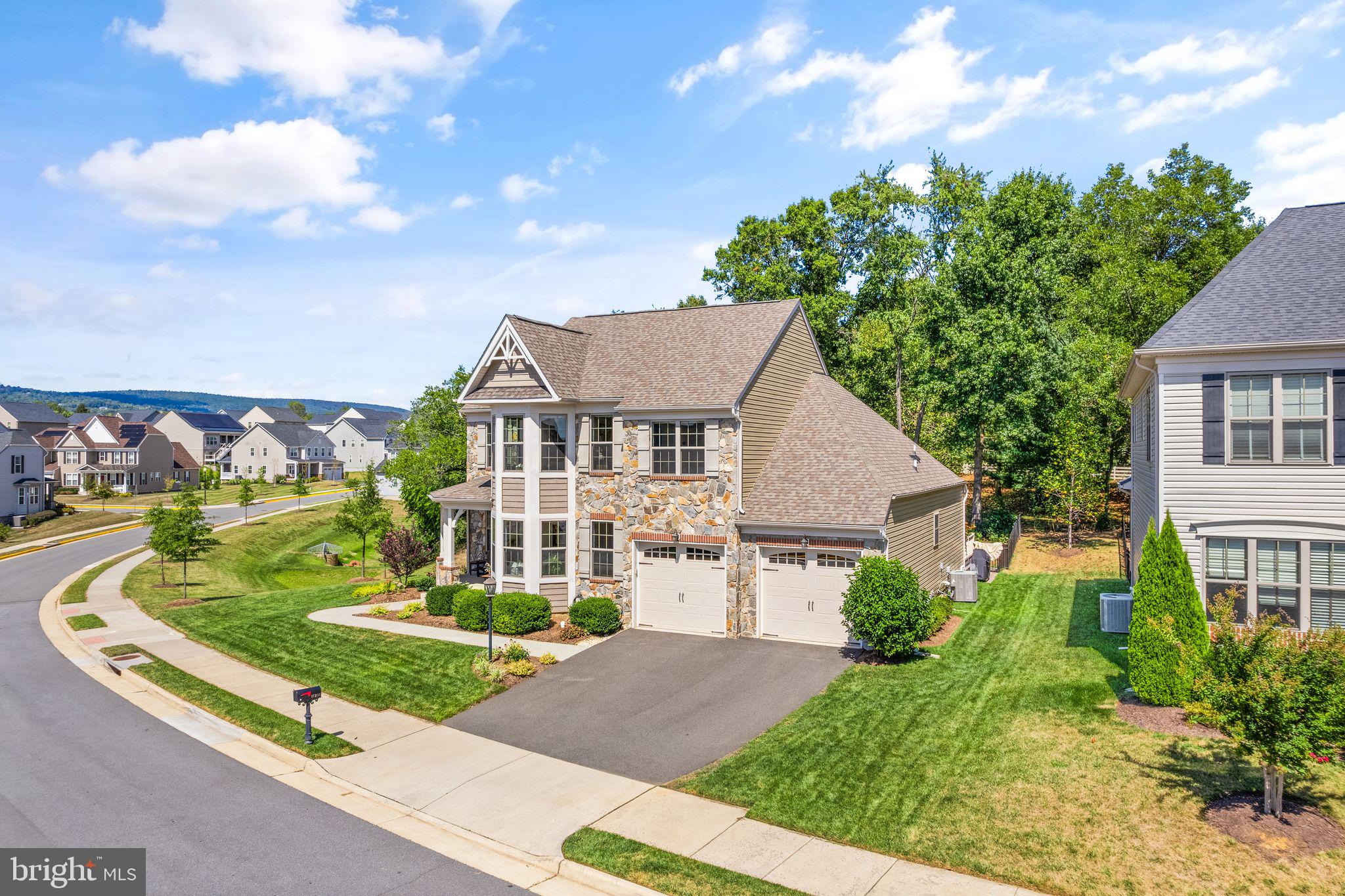 BRENTWOOD SPRINGS - Residential