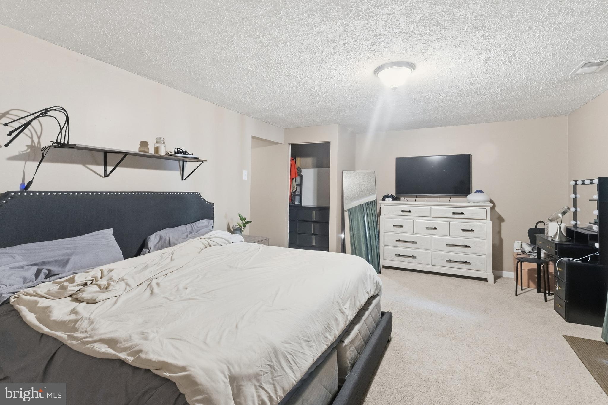 FREDERICKTOWNE VILLAGE - Residential