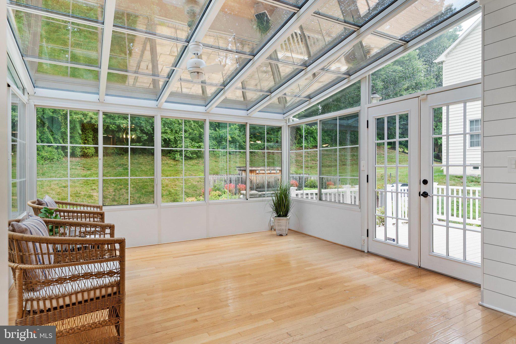 SOUTH RIVER COLONY - Residential
