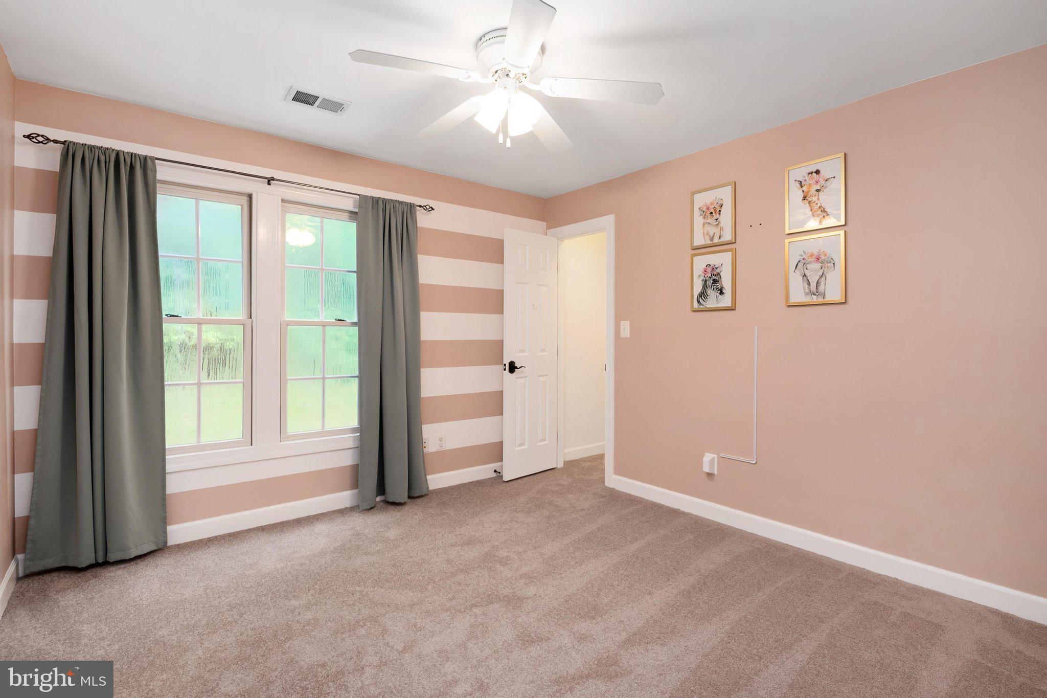SOUTH RIVER COLONY - Residential
