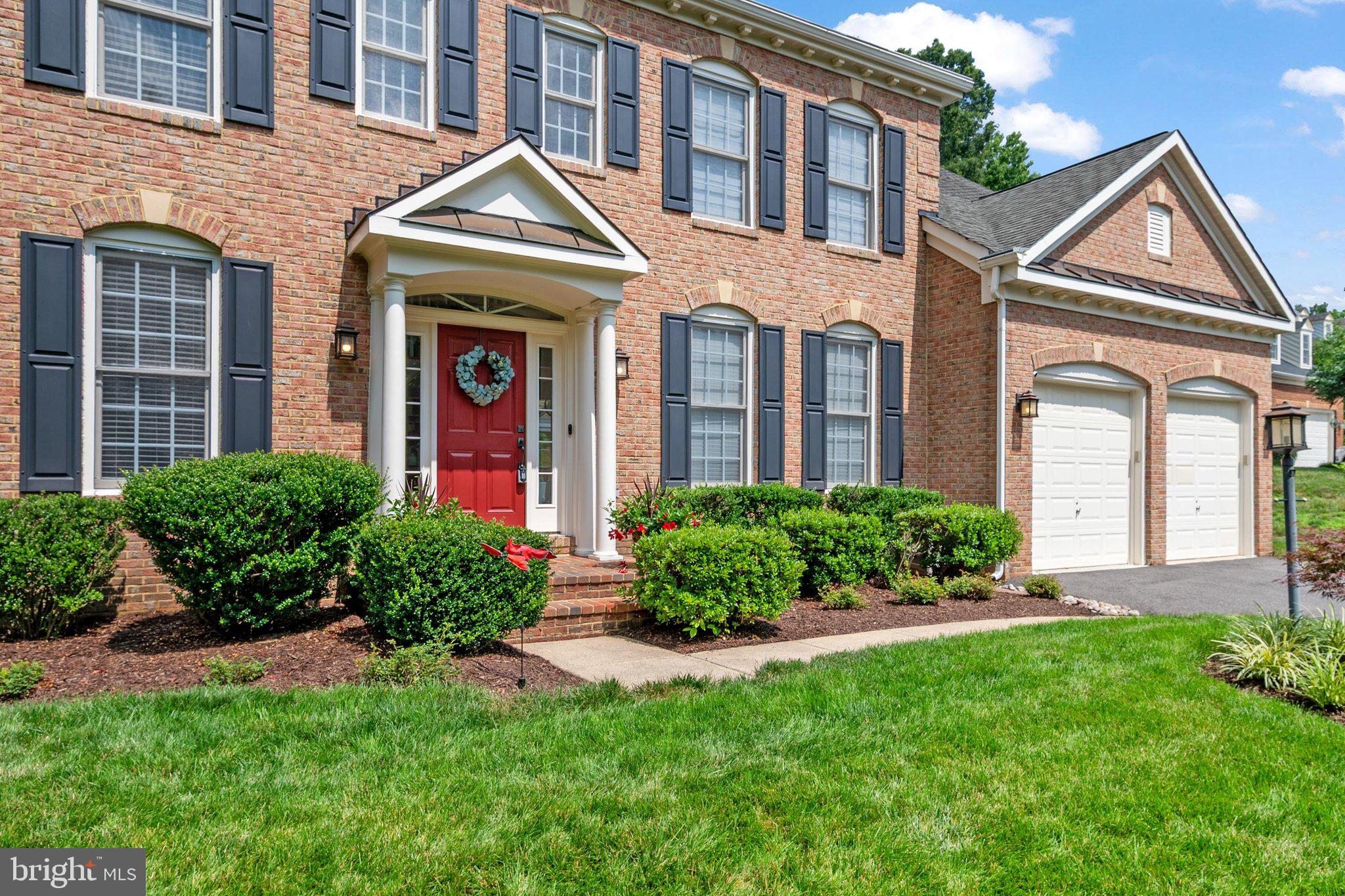 SOUTH RIVER COLONY - Residential